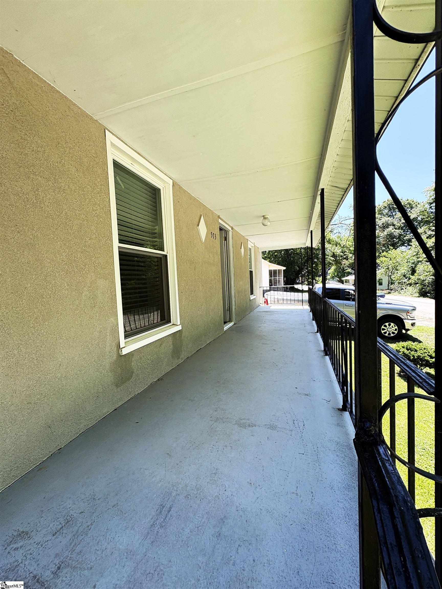 573 Perrin Avenue Woodruff, SC 29388