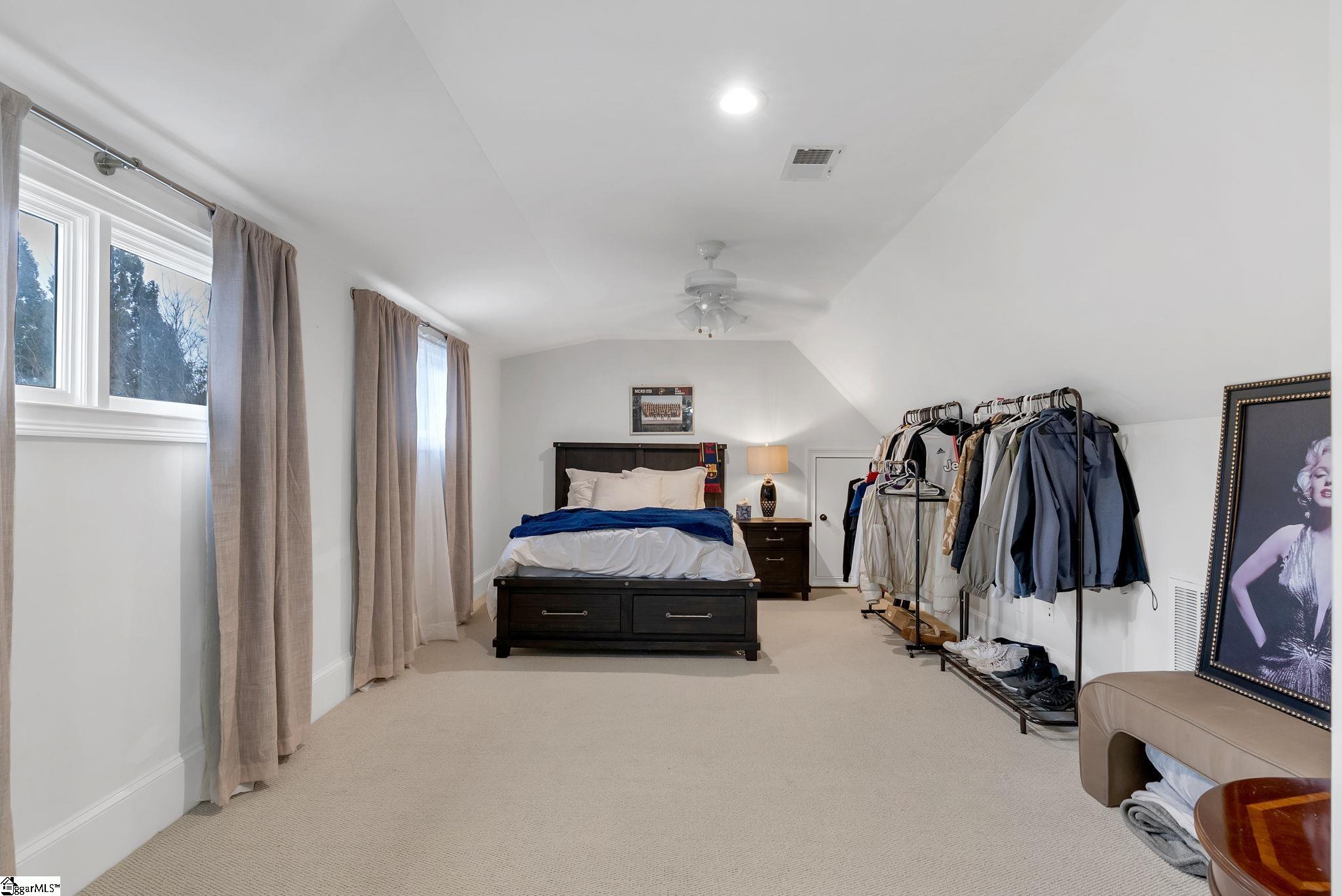 204 Kilgore Circle Simpsonville, SC 29681