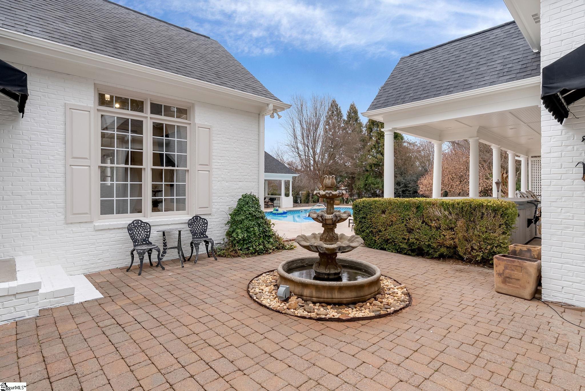 204 Kilgore Circle Simpsonville, SC 29681
