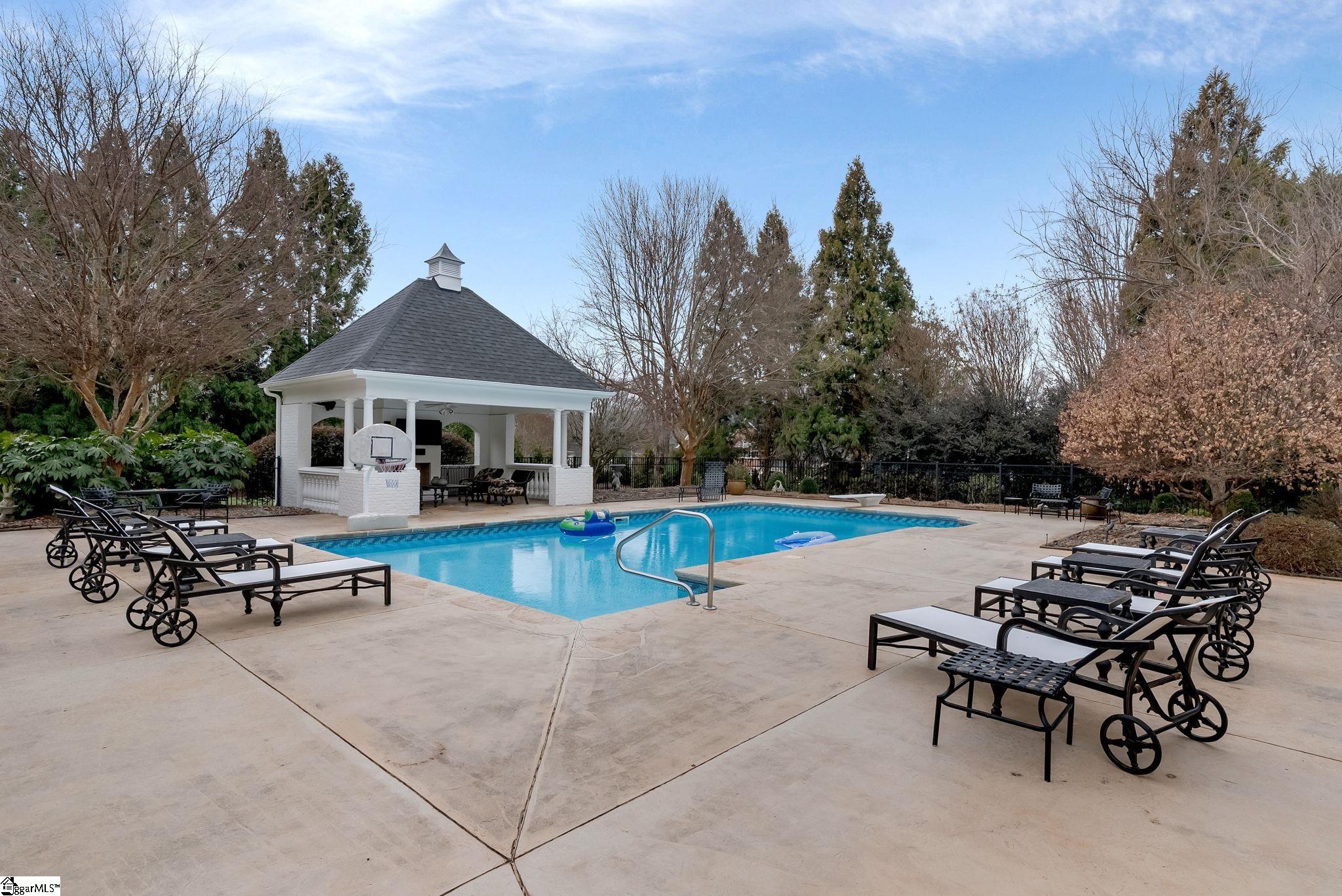 204 Kilgore Circle Simpsonville, SC 29681