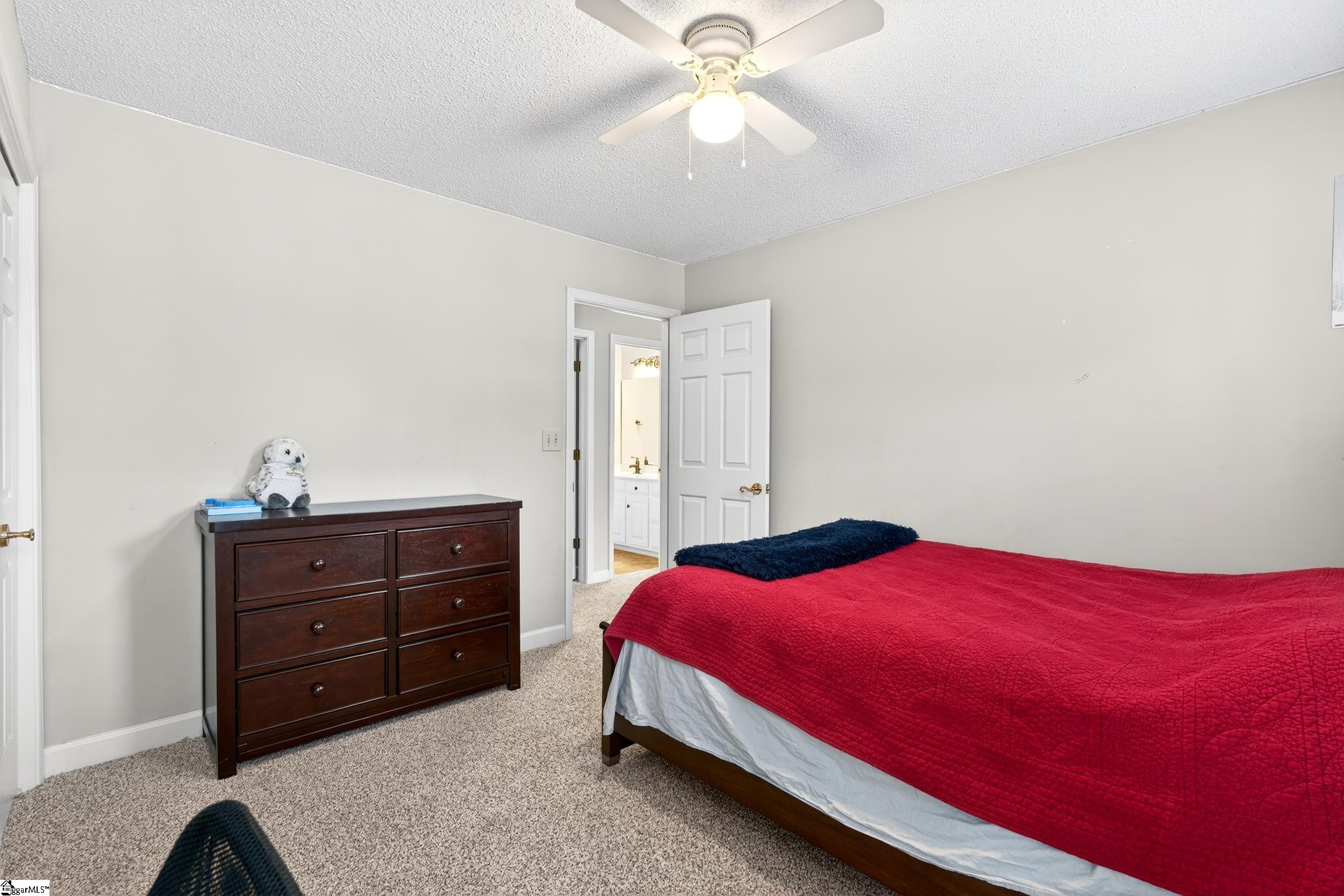 304 Deepwood Drive photo 33