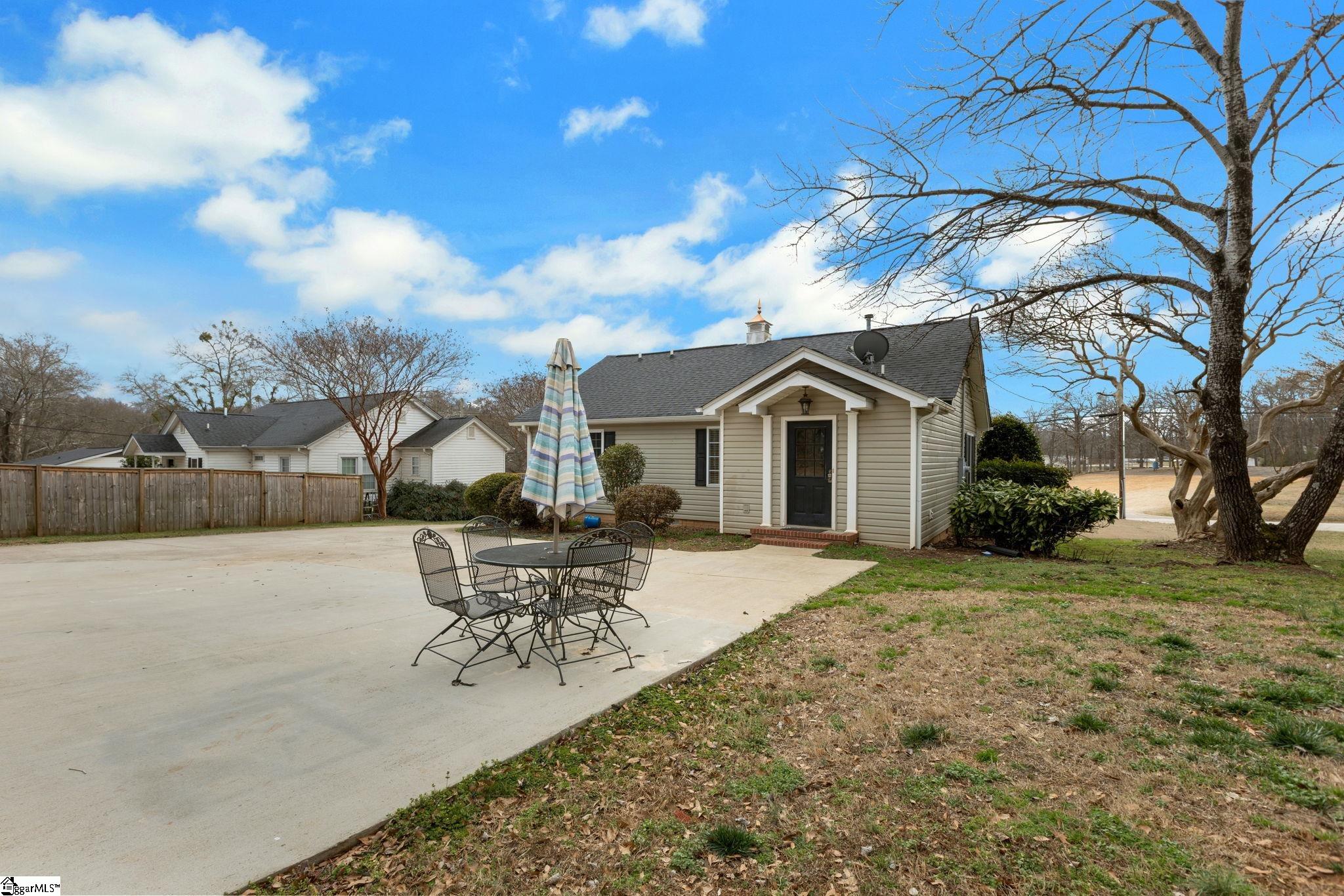 115 Taylors Road, Taylors, SC, 29687