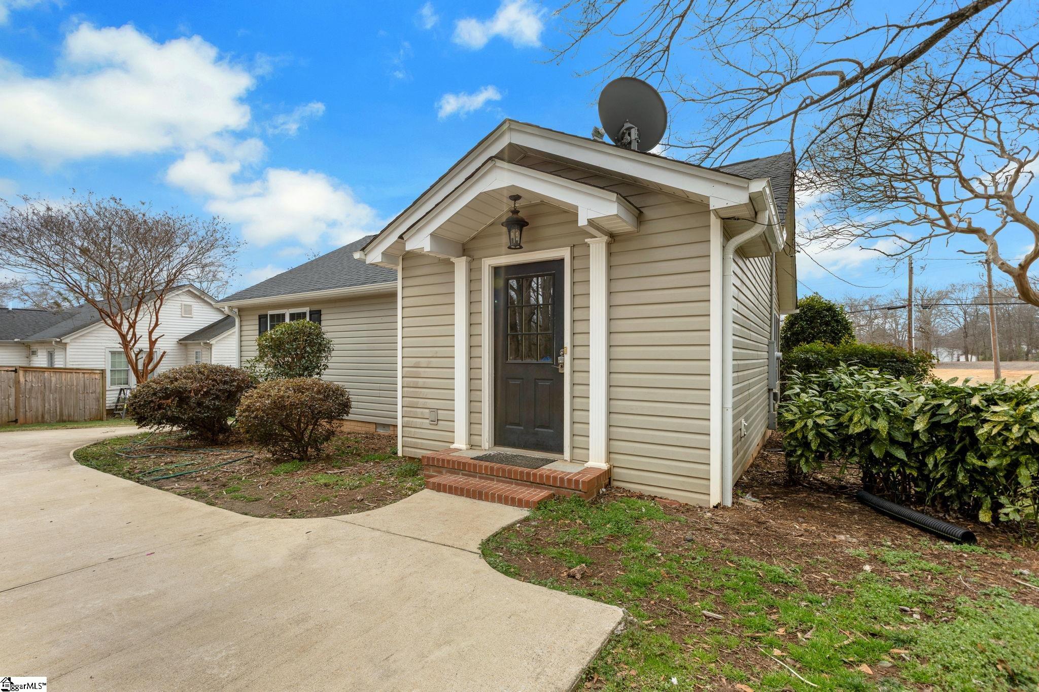 115 Taylors Road, Taylors, SC, 29687