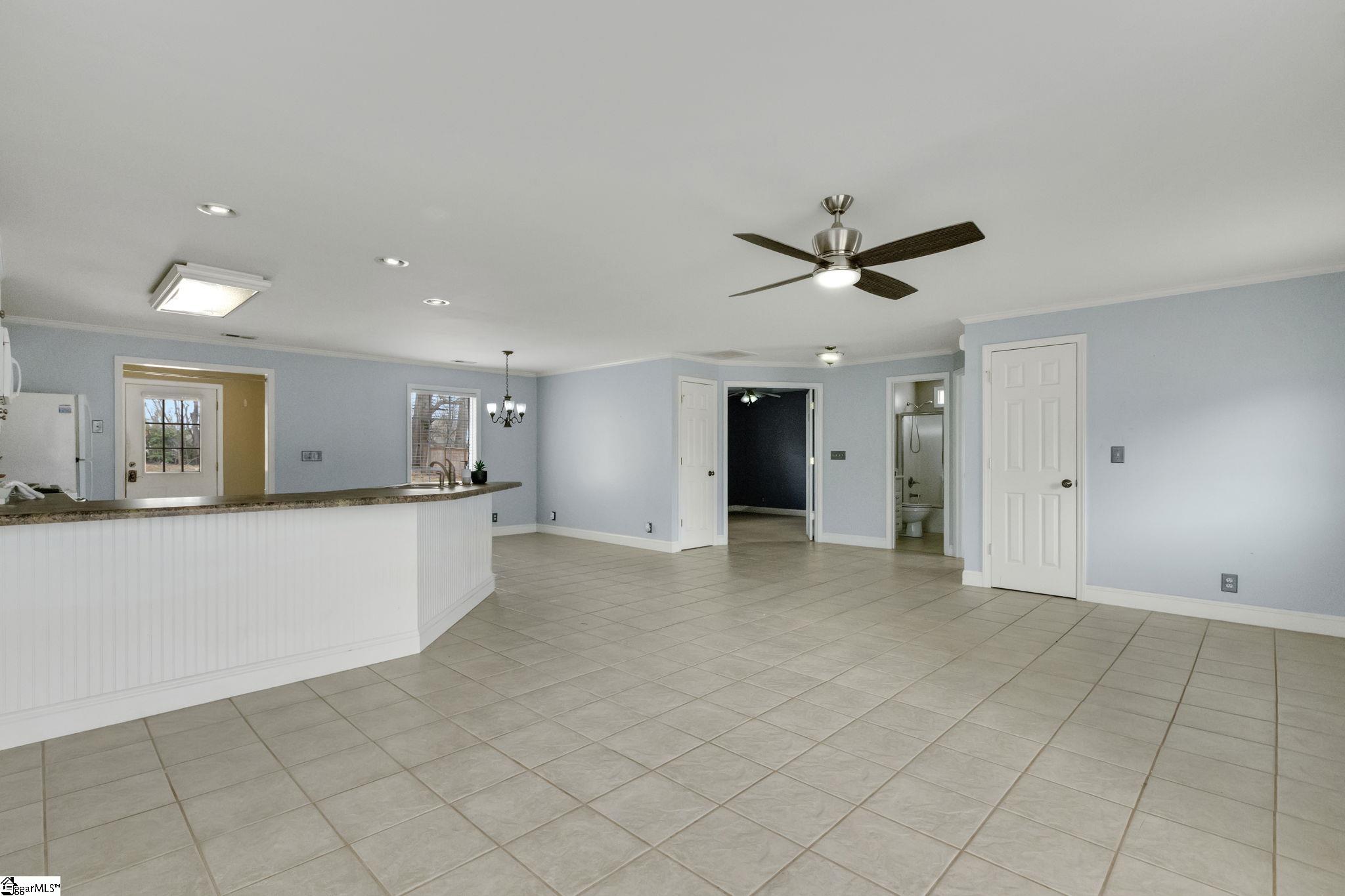 115 Taylors Road, Taylors, SC, 29687