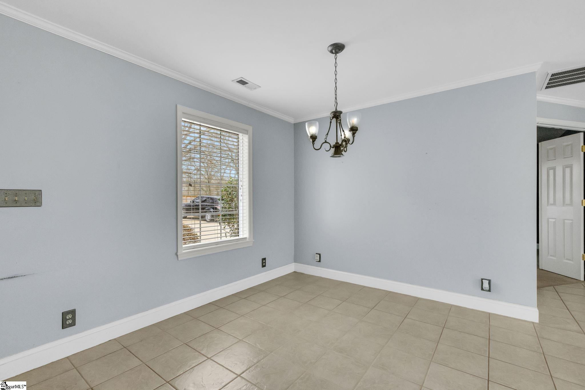 115 Taylors Road, Taylors, SC, 29687