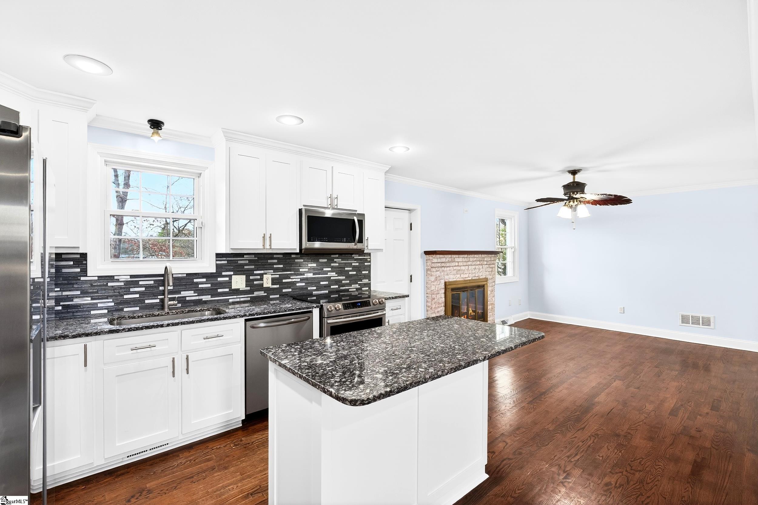 36 Sherman Lane Greenville, SC 29605