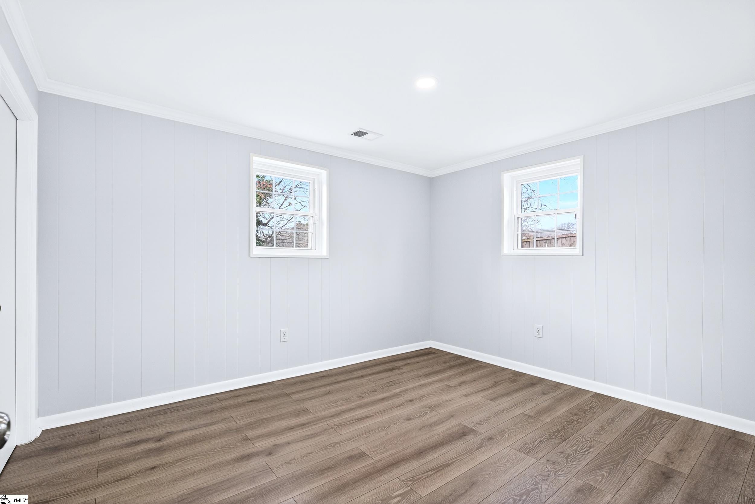 36 Sherman Lane Greenville, SC 29605