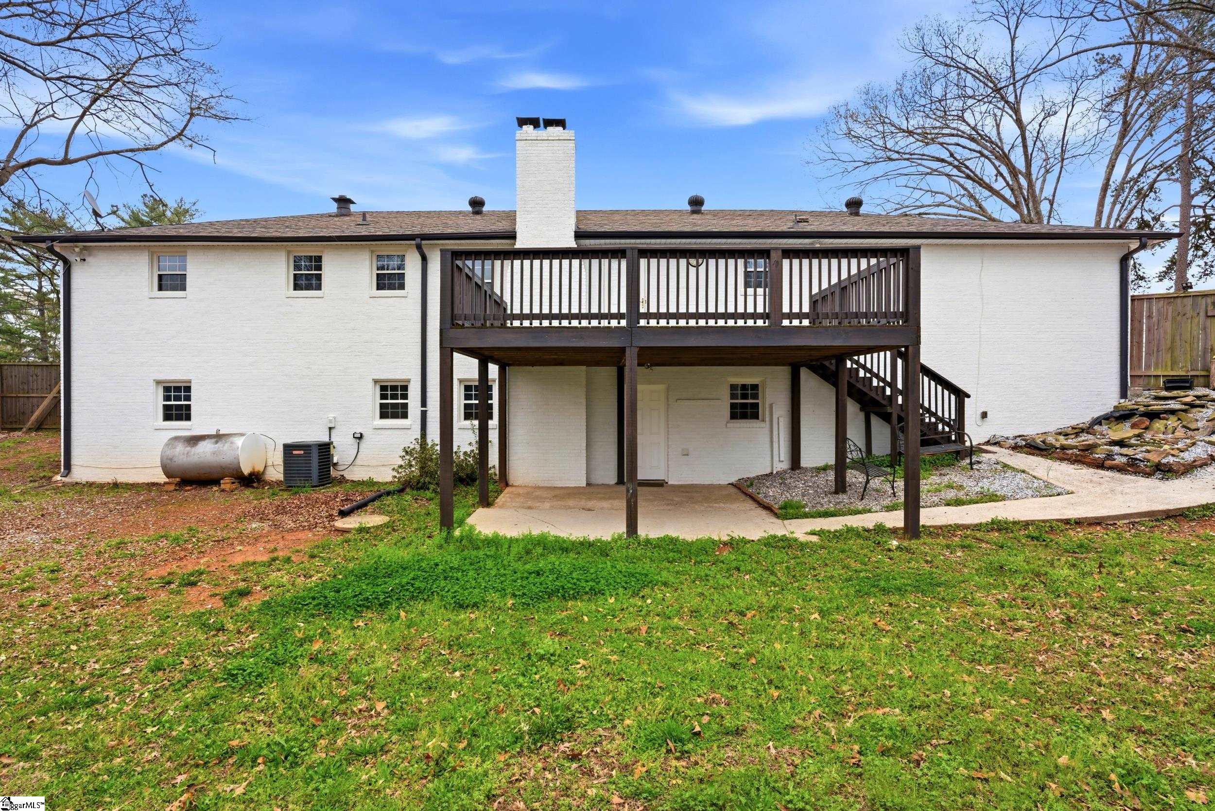 36 Sherman Lane Greenville, SC 29605