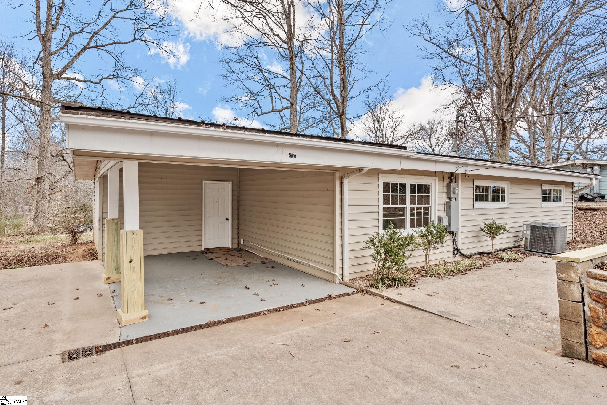 407 Dogwood Lane Extension Travelers Rest, SC 29690
