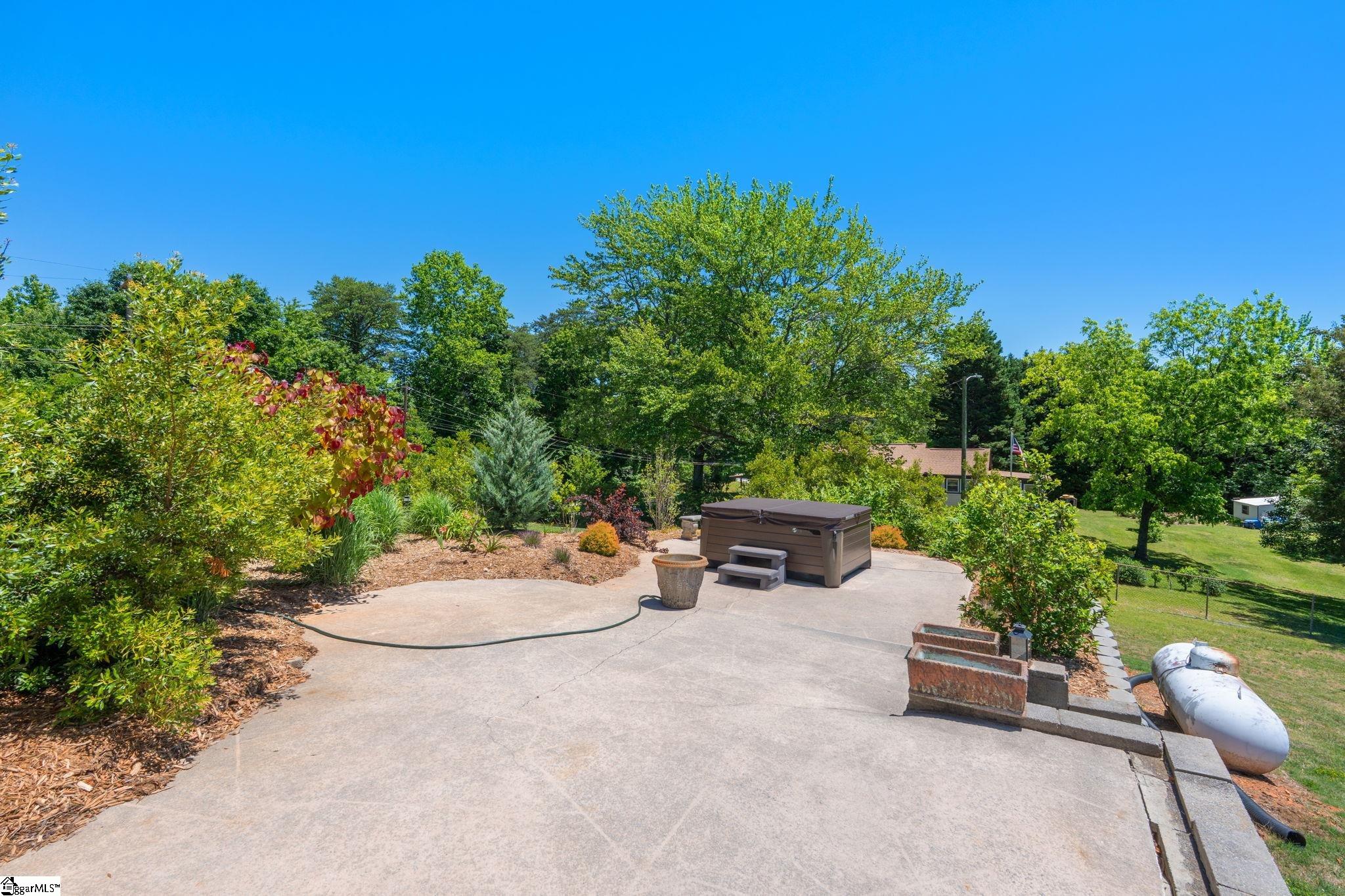 219 Fairview Drive Greenville, SC 29609