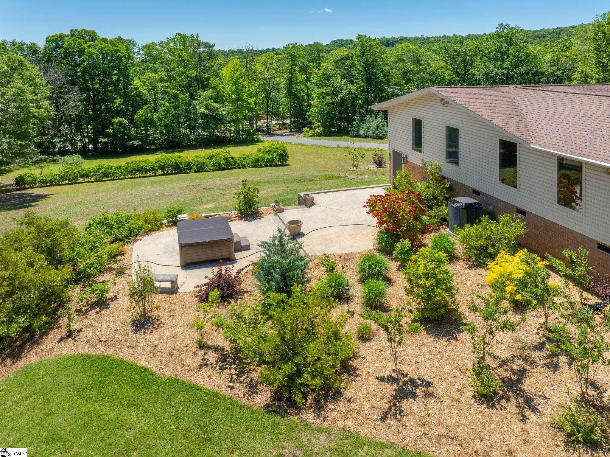 219 Fairview Drive Greenville, SC 29609