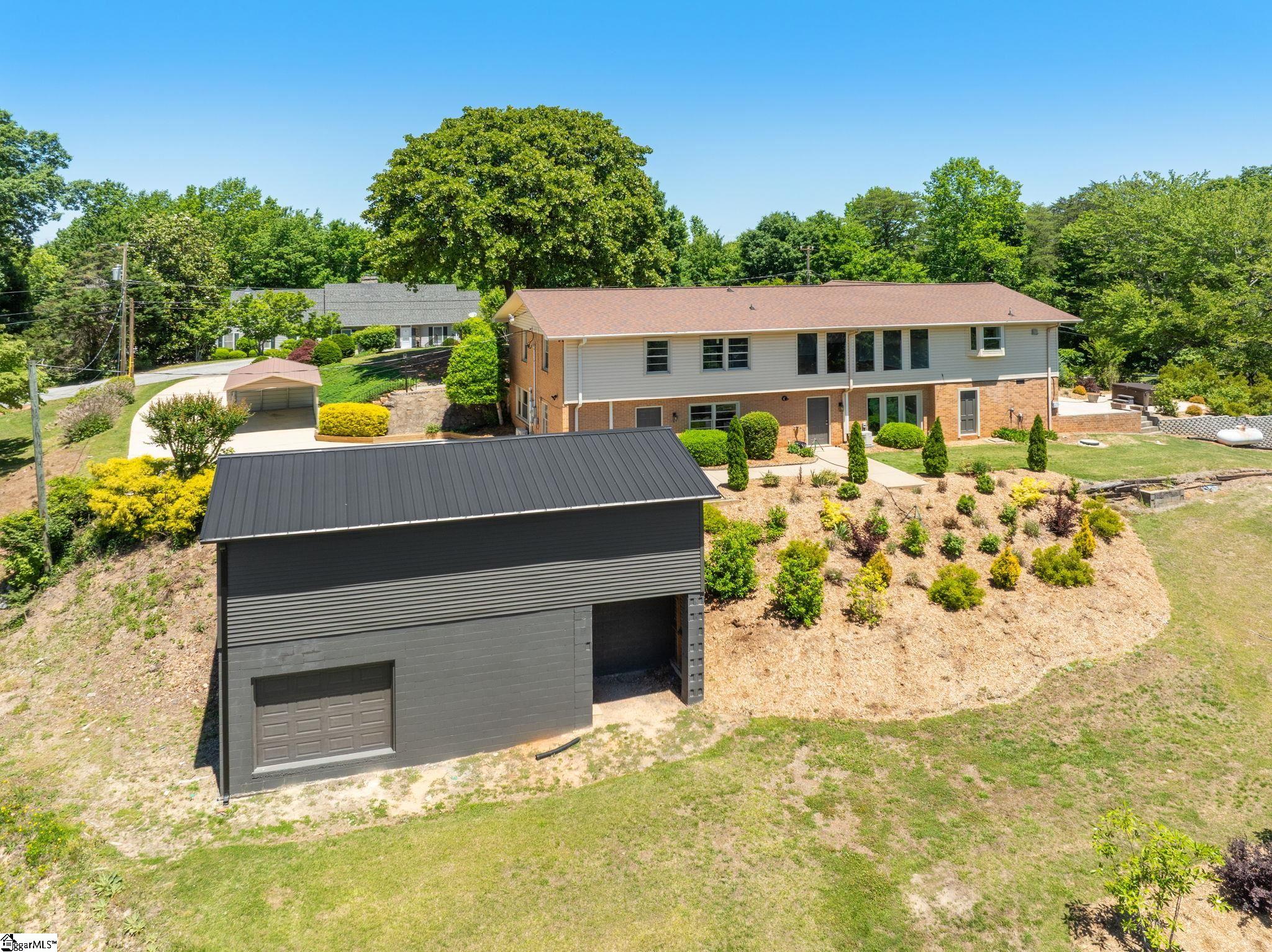 219 Fairview Drive Greenville, SC 29609
