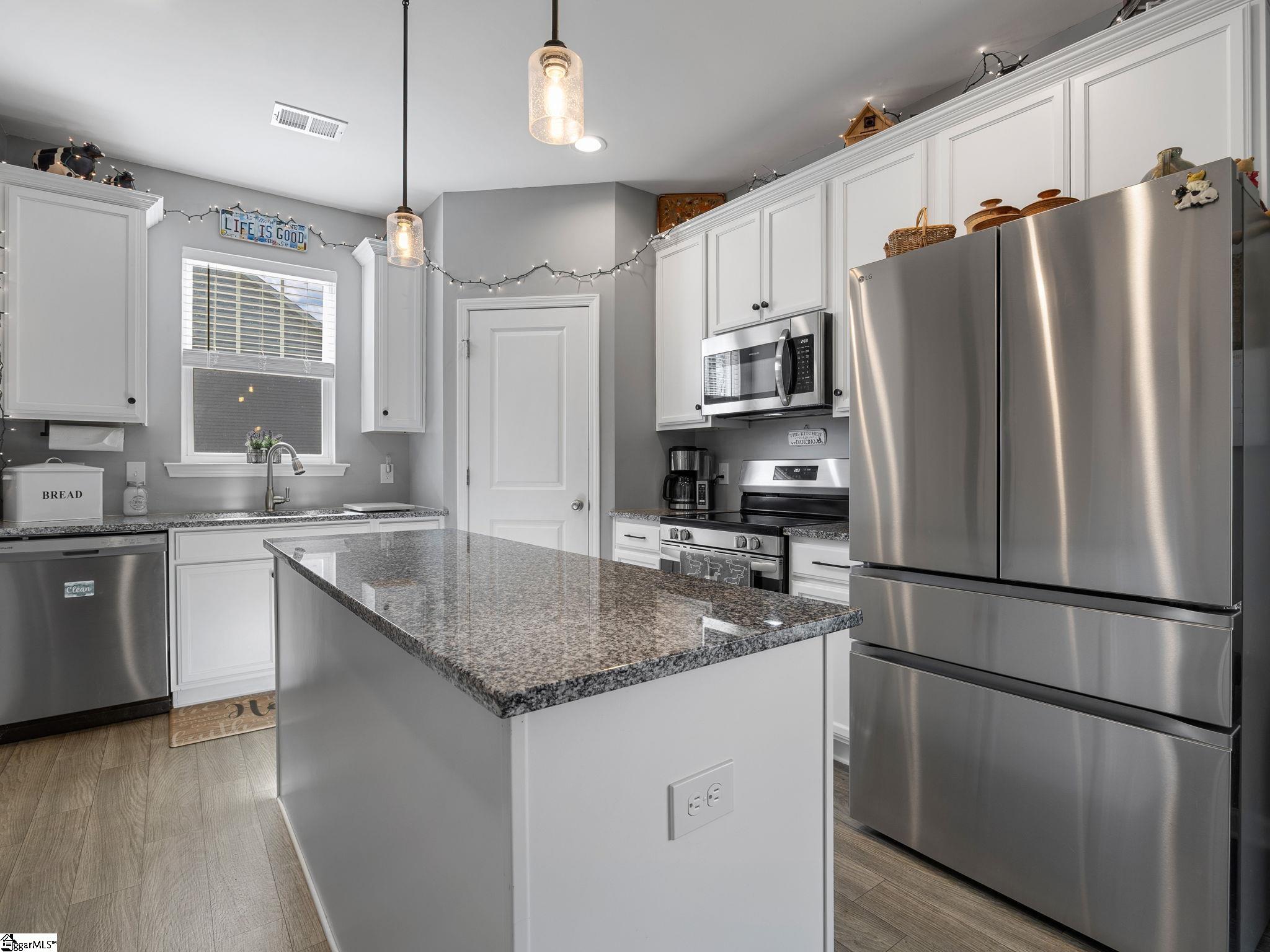 610 Circinae Road photo 20