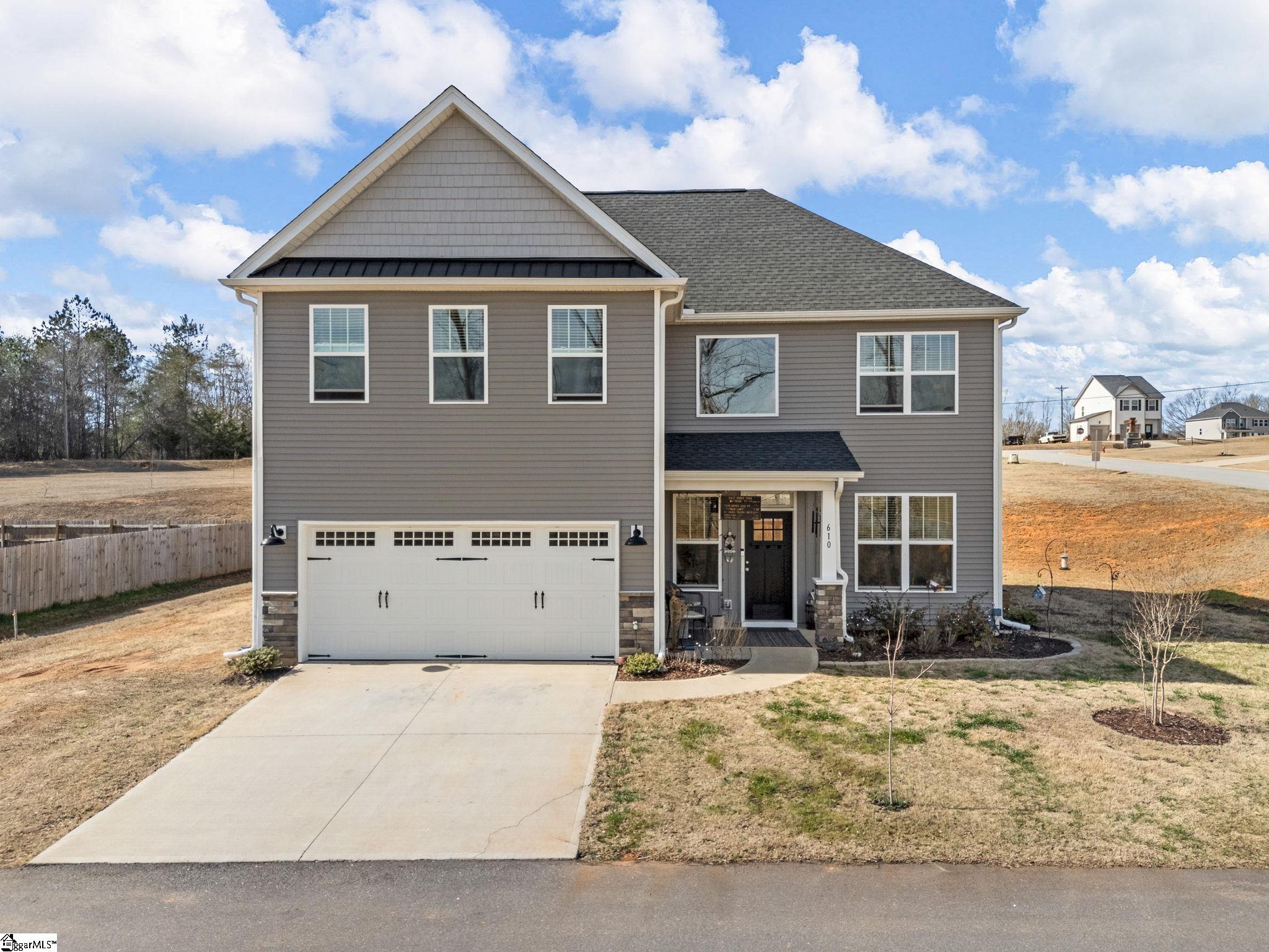 610 Circinae Road photo 5