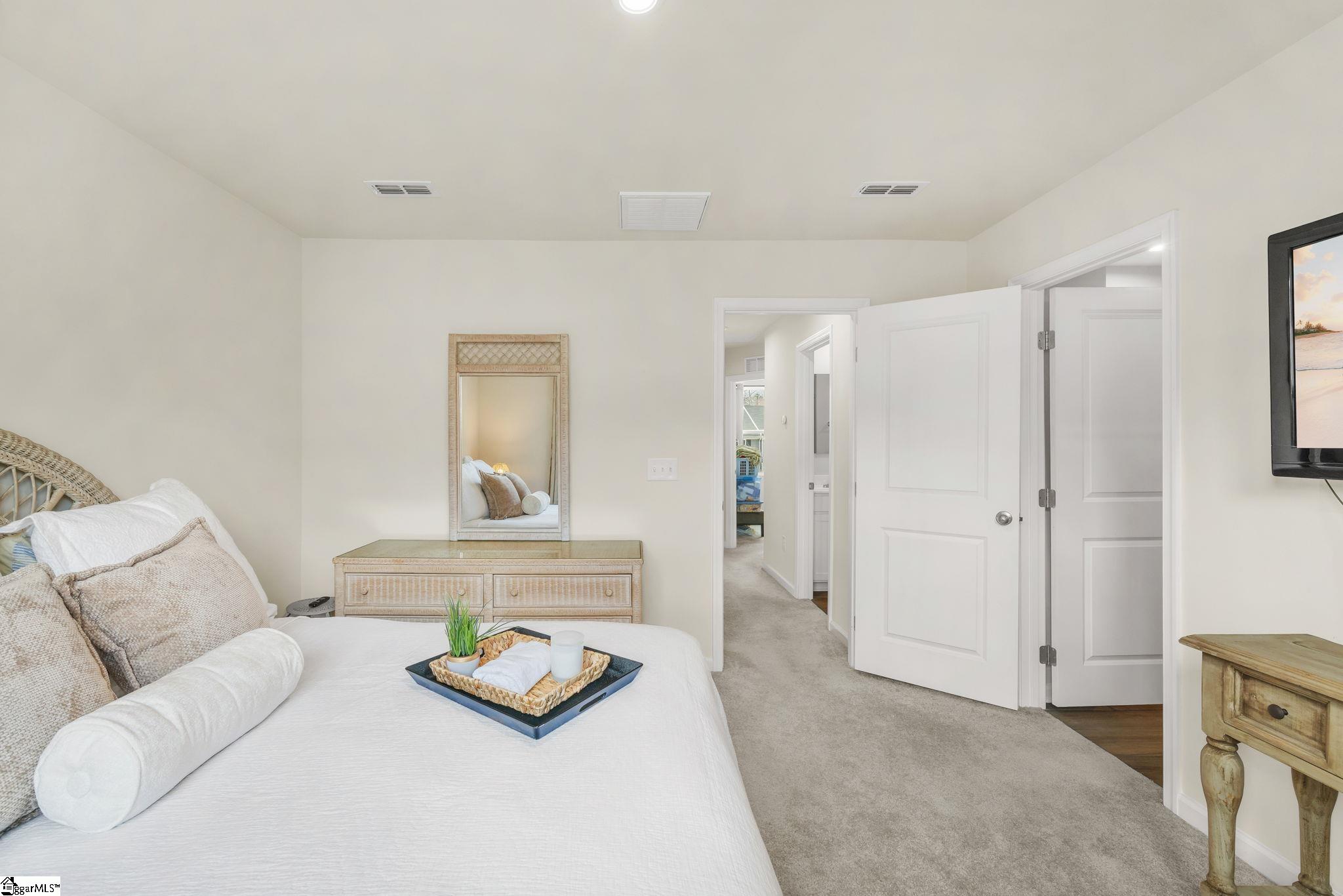 8 Tidworth Drive Greer, SC 29651