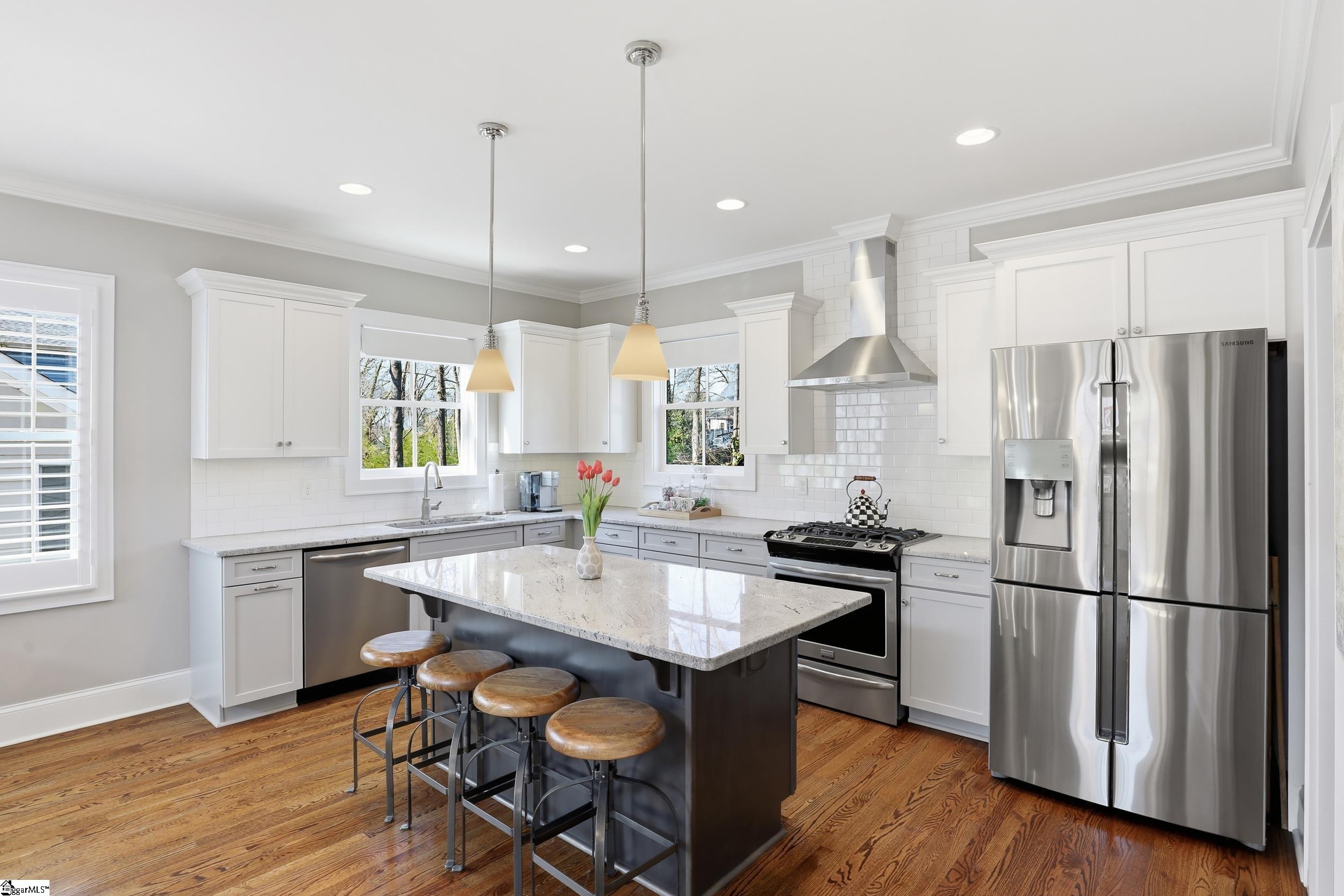 218 Cammer Avenue Greenville, SC 29605