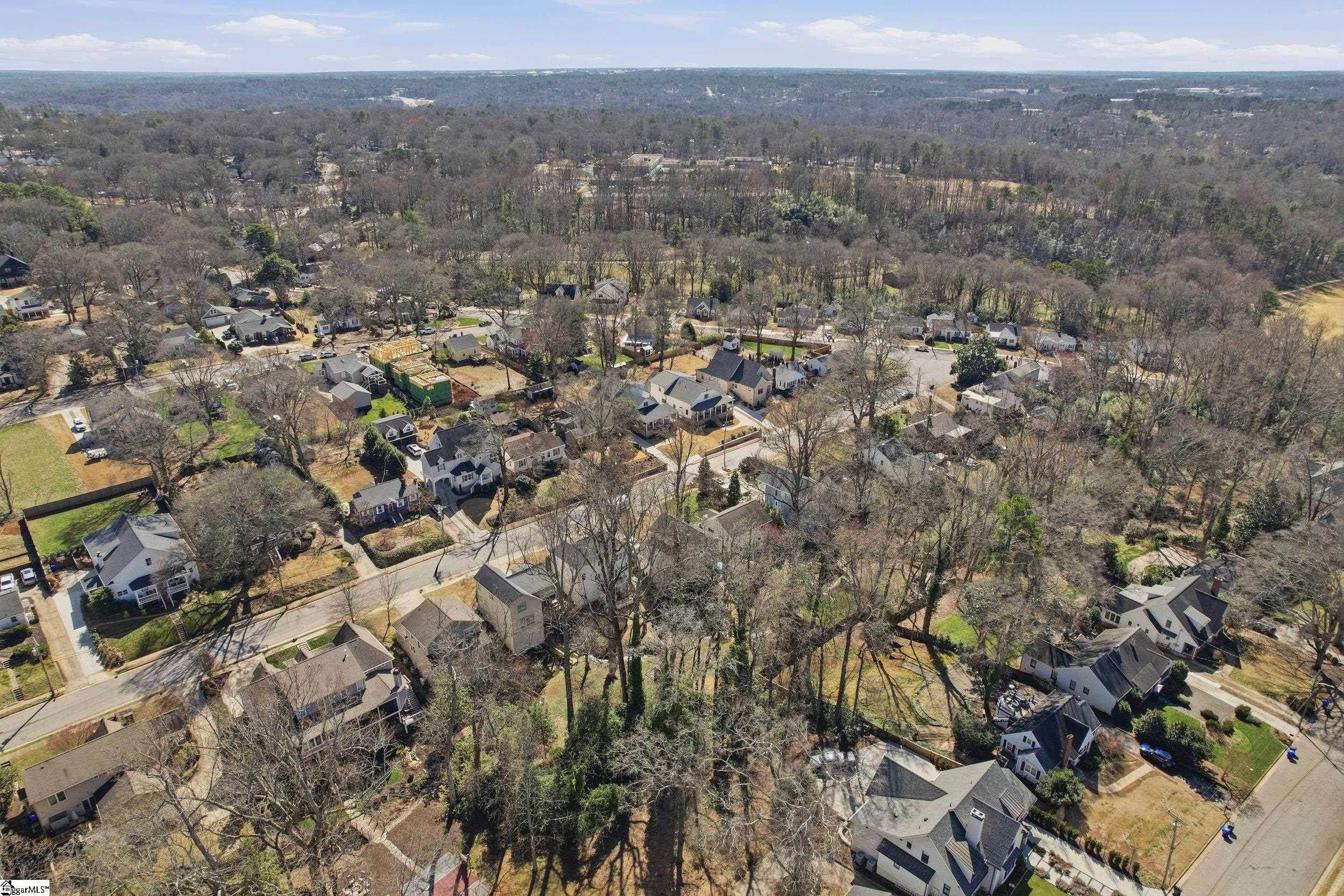 218 Cammer Avenue Greenville, SC 29605