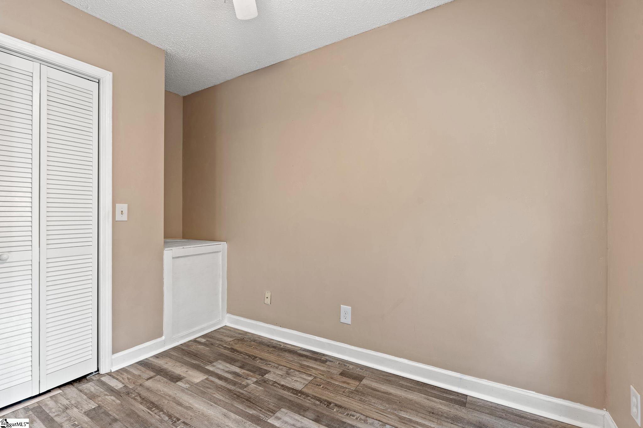 471 Chapel Road photo 16