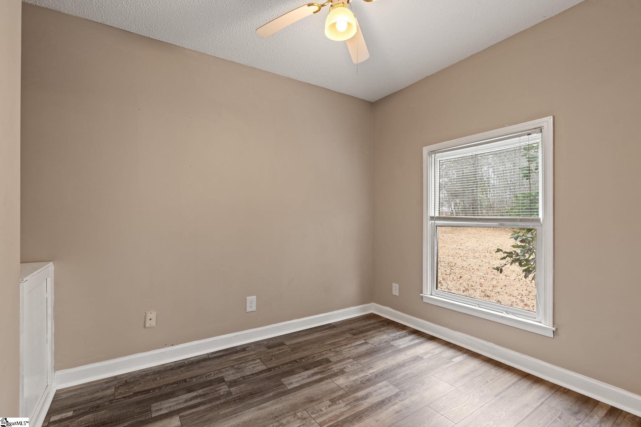 471 Chapel Road photo 24