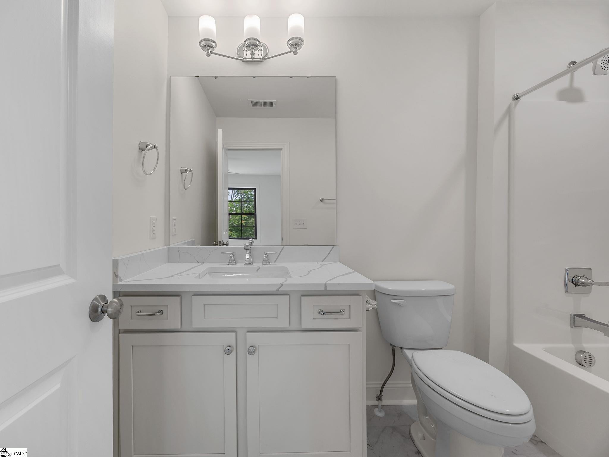 201 Butterfly Creek Alley Spartanburg, SC 29319
