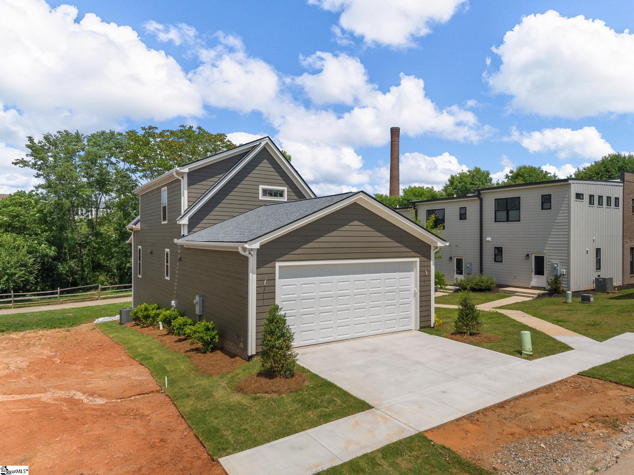 201 Butterfly Creek Alley Spartanburg, SC 29319