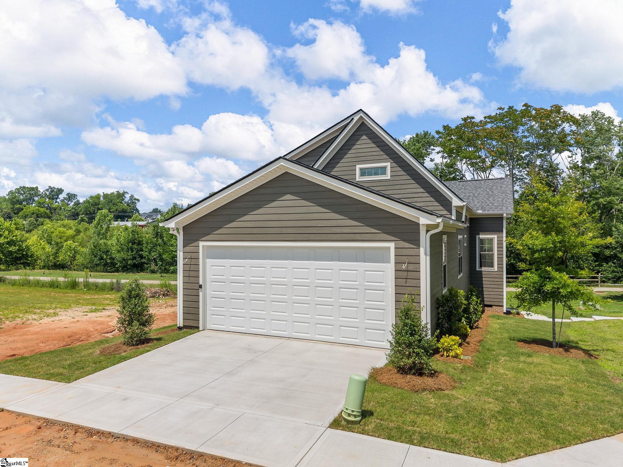 201 Butterfly Creek Alley Spartanburg, SC 29319