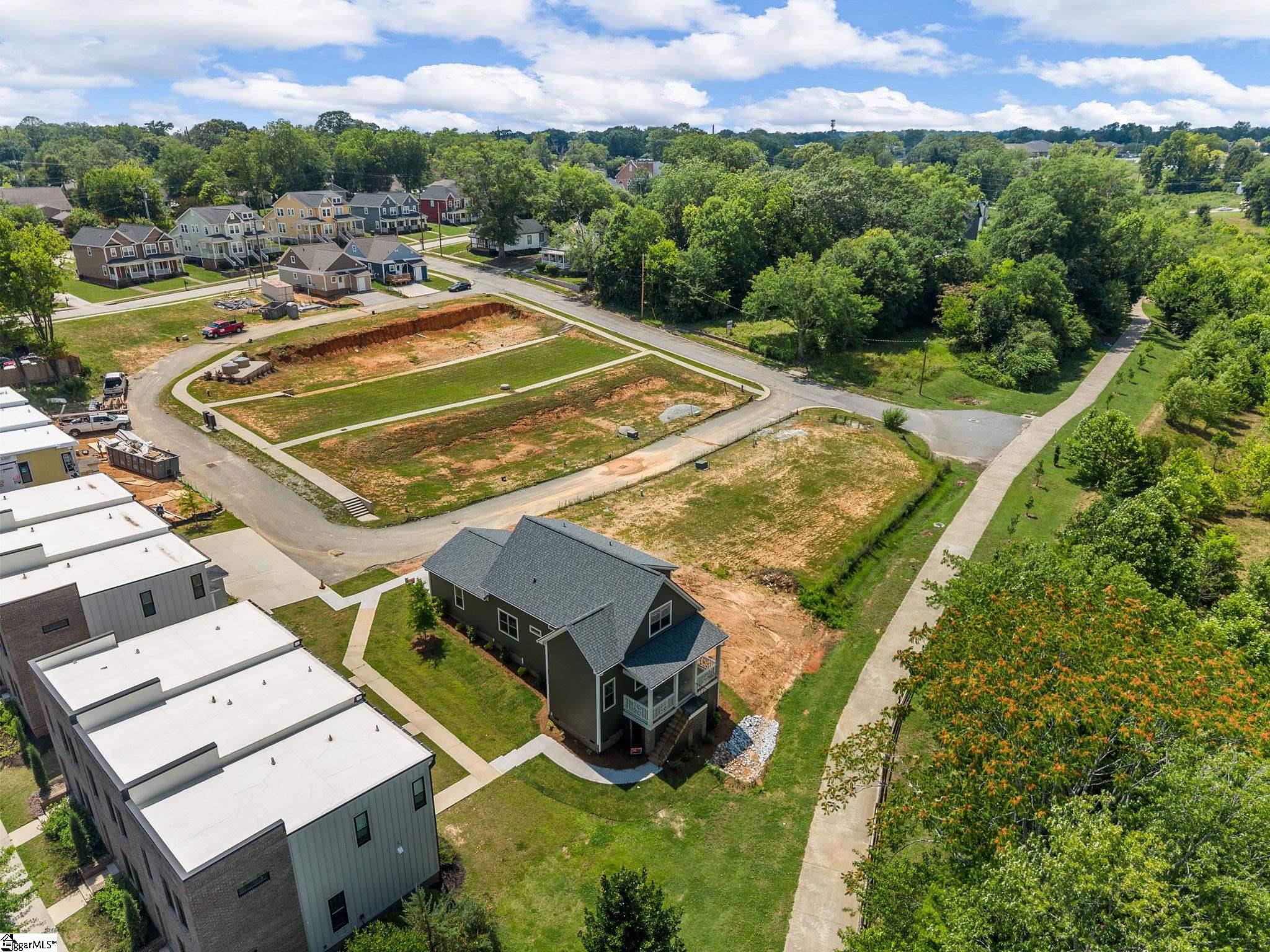 201 Butterfly Creek Alley Spartanburg, SC 29319