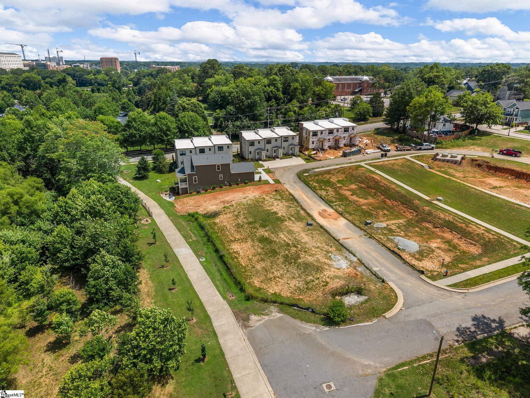 201 Butterfly Creek Alley Spartanburg, SC 29319