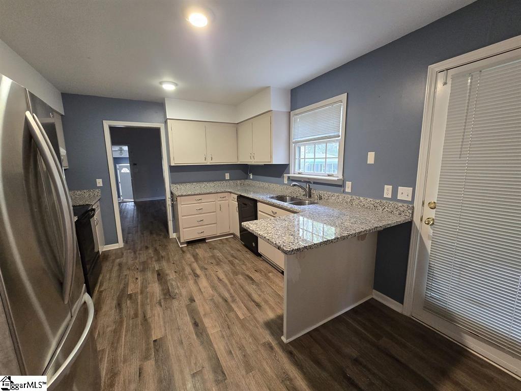 104 Ashley Road photo 8