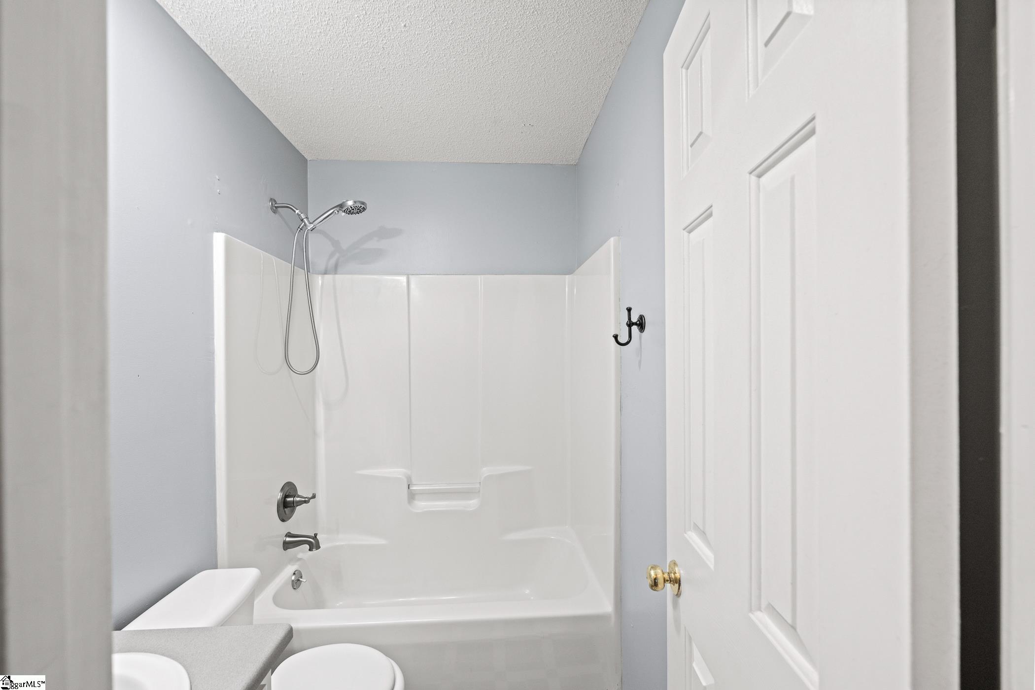 104 Jacqueline Road photo 22