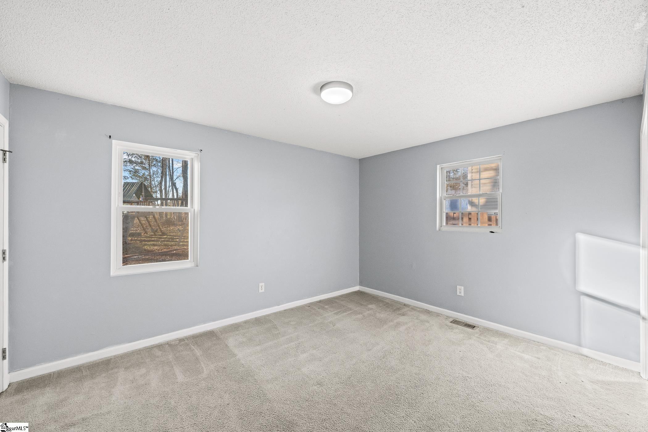 104 Jacqueline Road photo 23