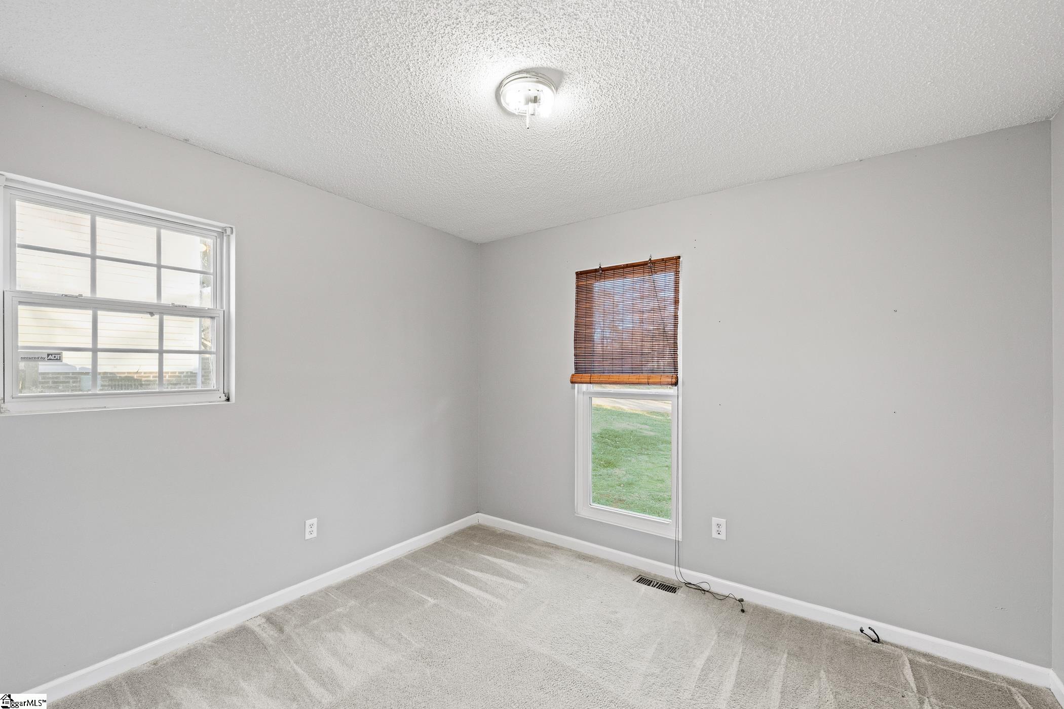 104 Jacqueline Road photo 26