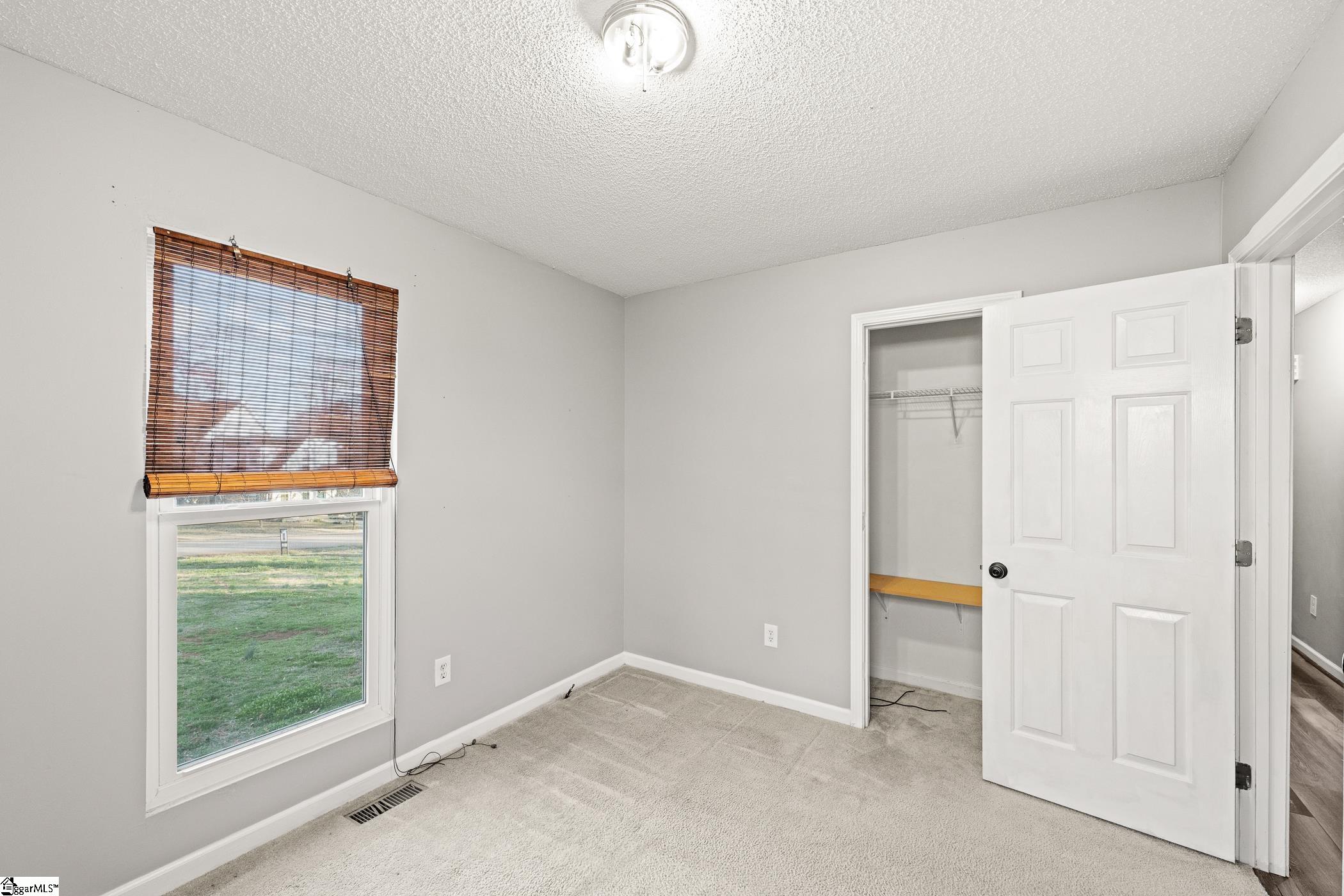 104 Jacqueline Road photo 27