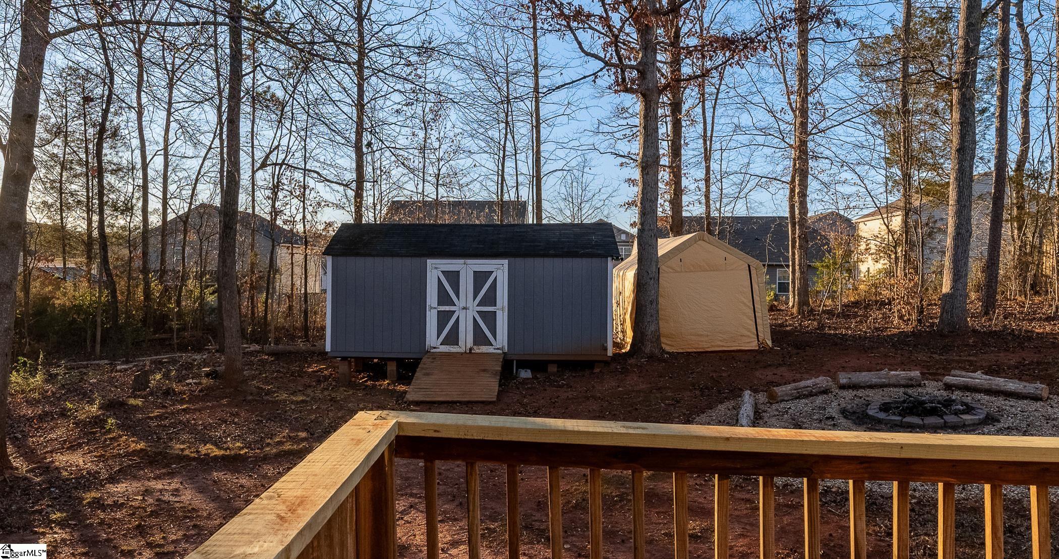 104 Jacqueline Road photo 32