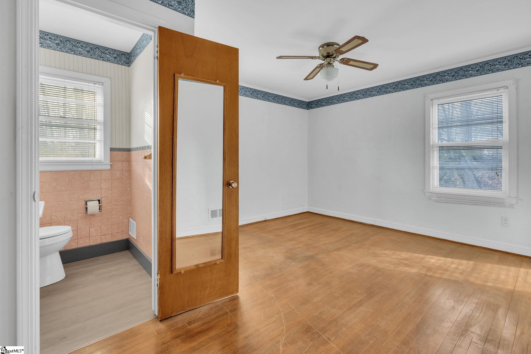 8819 White Horse Road Greenville, SC 29617-1204