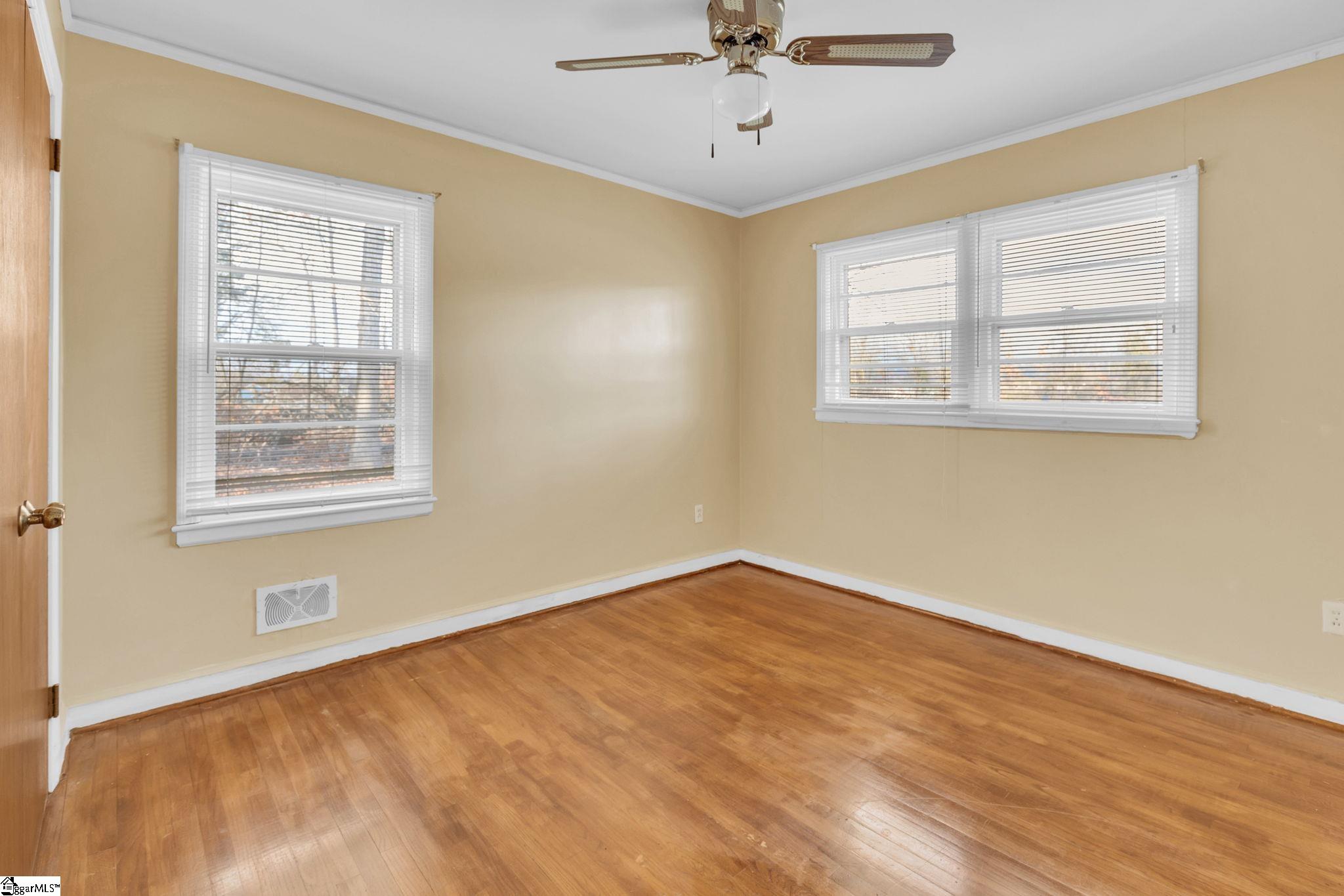 8819 White Horse Road Greenville, SC 29617-1204