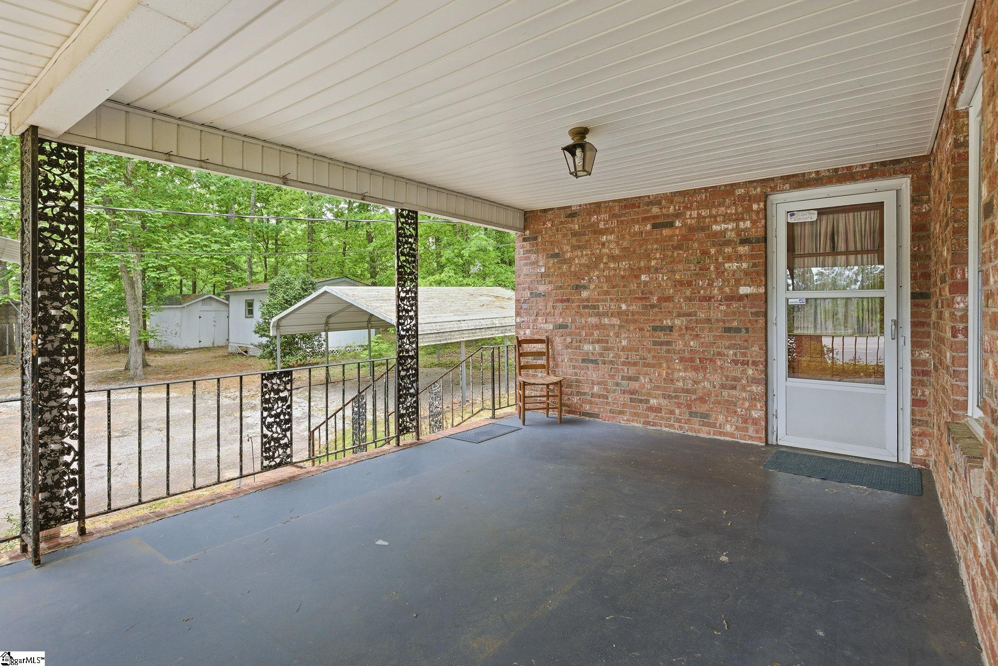 8819 White Horse Road Greenville, SC 29617-1204