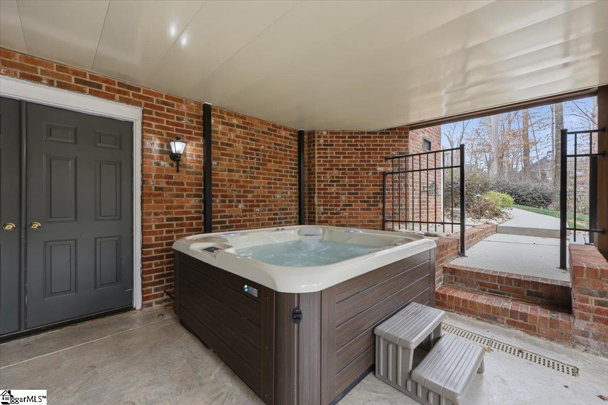 4 Radford Court Simpsonville, SC 29680