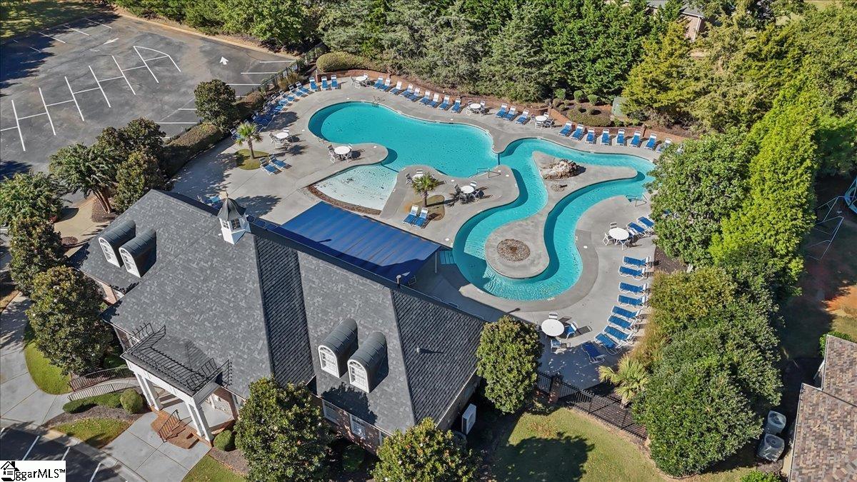 105 Bree Drive photo 43
