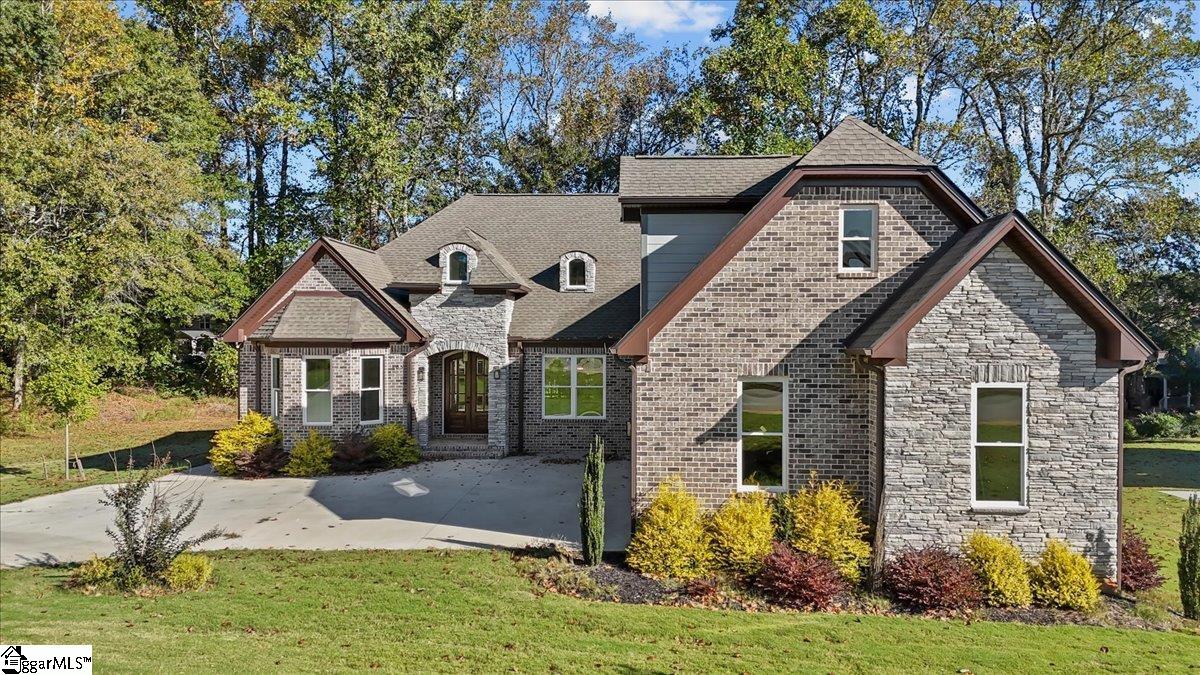 105 Bree Drive photo 6