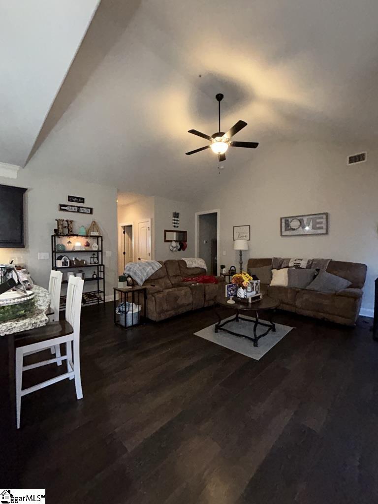 535 Woodcock Road photo 15