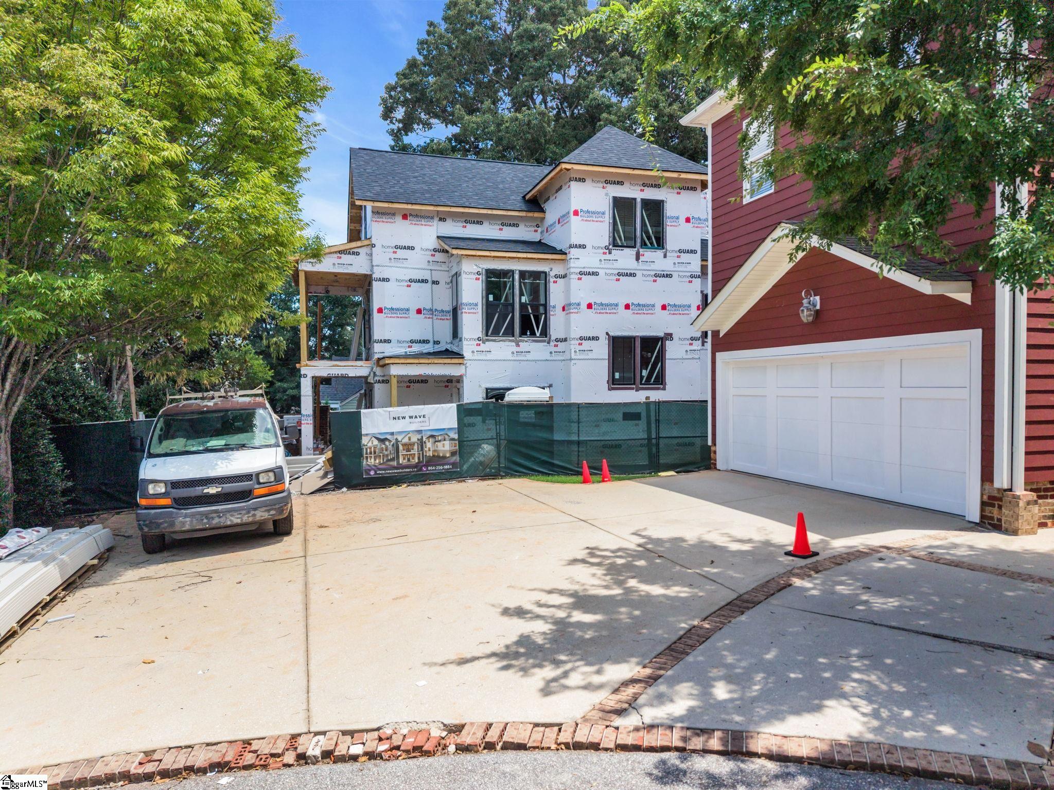 2nd image of 726 Rutherford Rd, Greenville, SC 29609 | MLS# 1583451