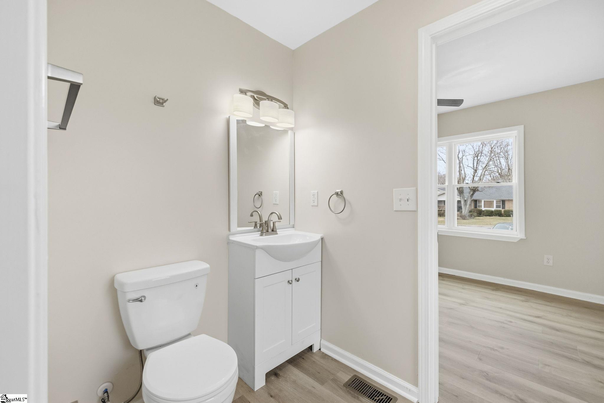 120 Waddell Road Greenville, SC 29609-3248
