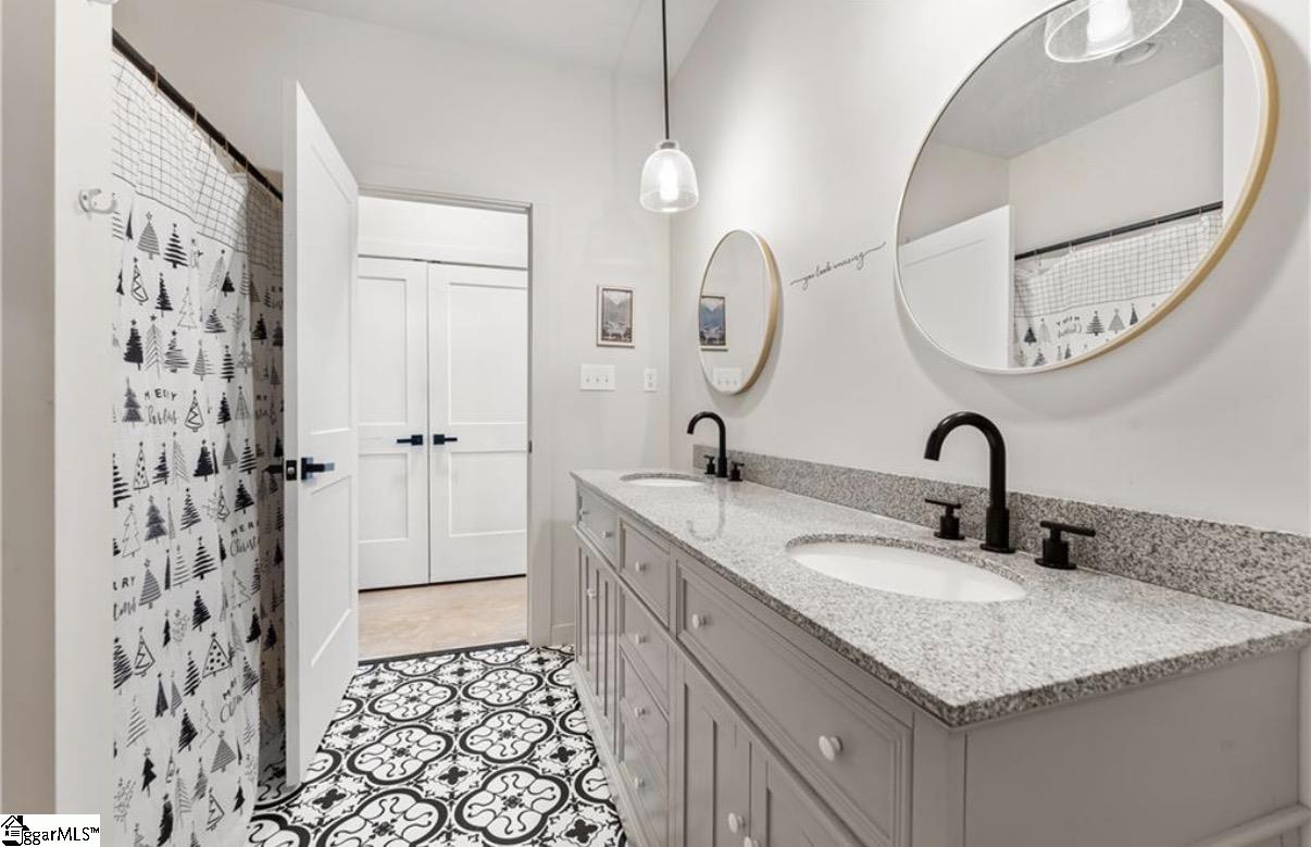 411 Sweetwater Club Drive Seneca, SC 29672
