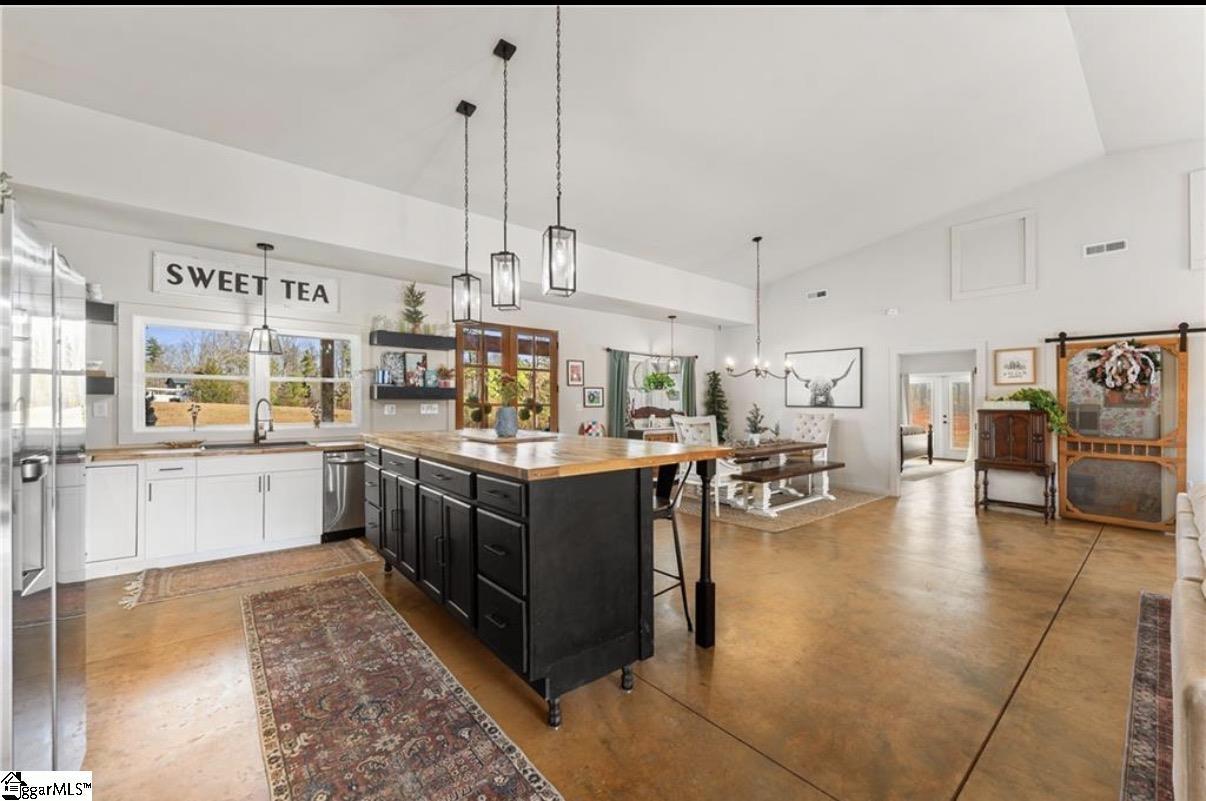 411 Sweetwater Club Drive Seneca, SC 29672