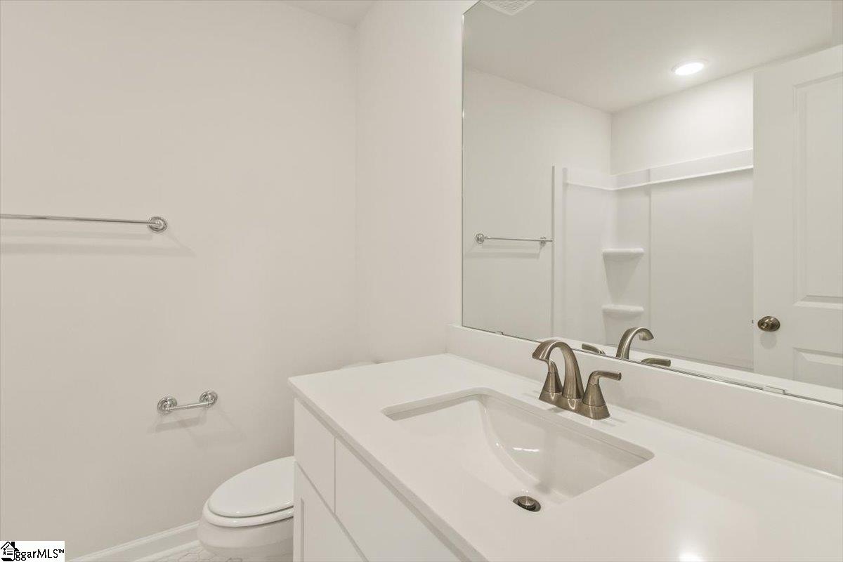 116 Mclauren Place photo 19