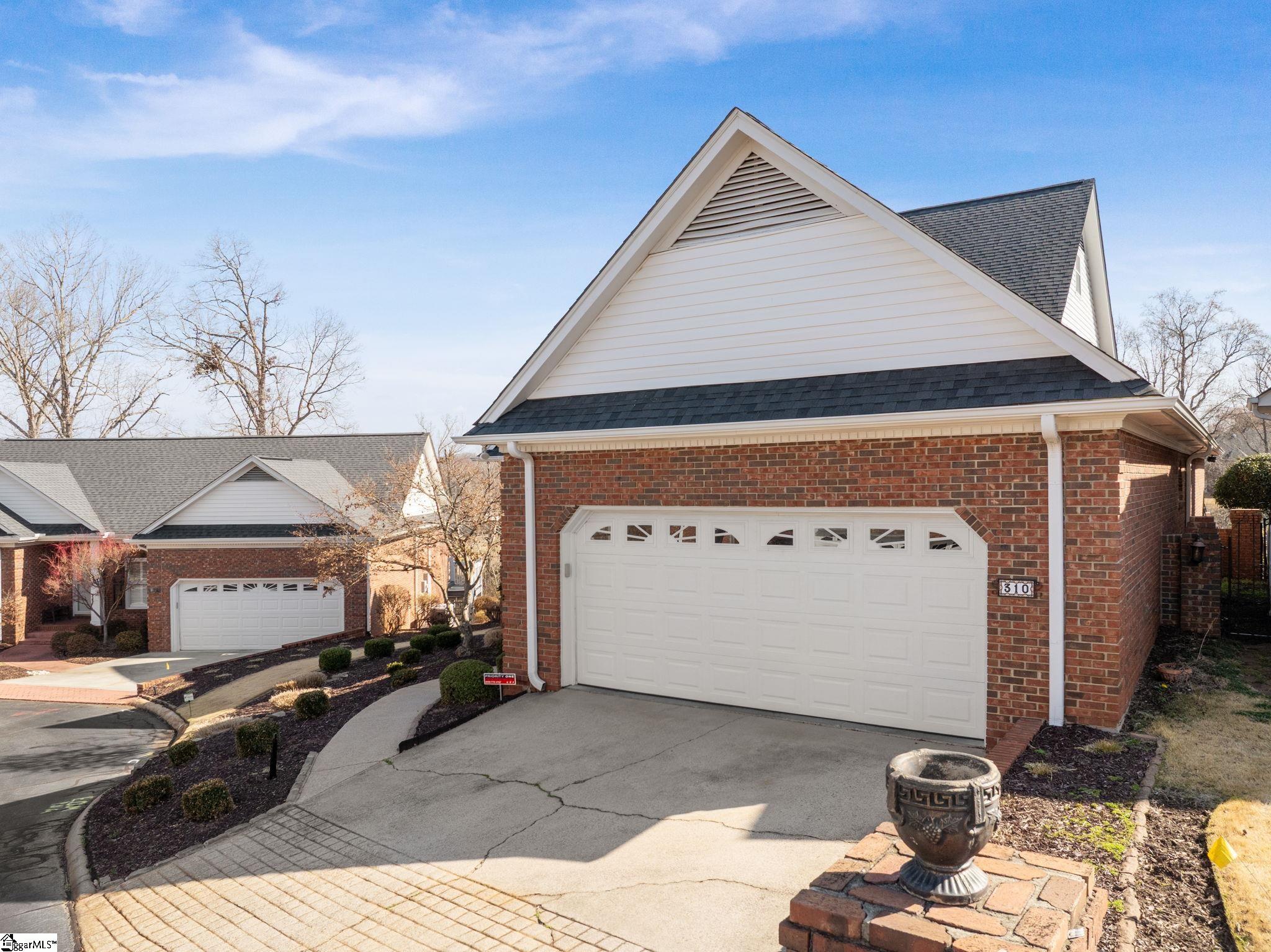 310 Greenview Circle, Greenville, SC, 29609