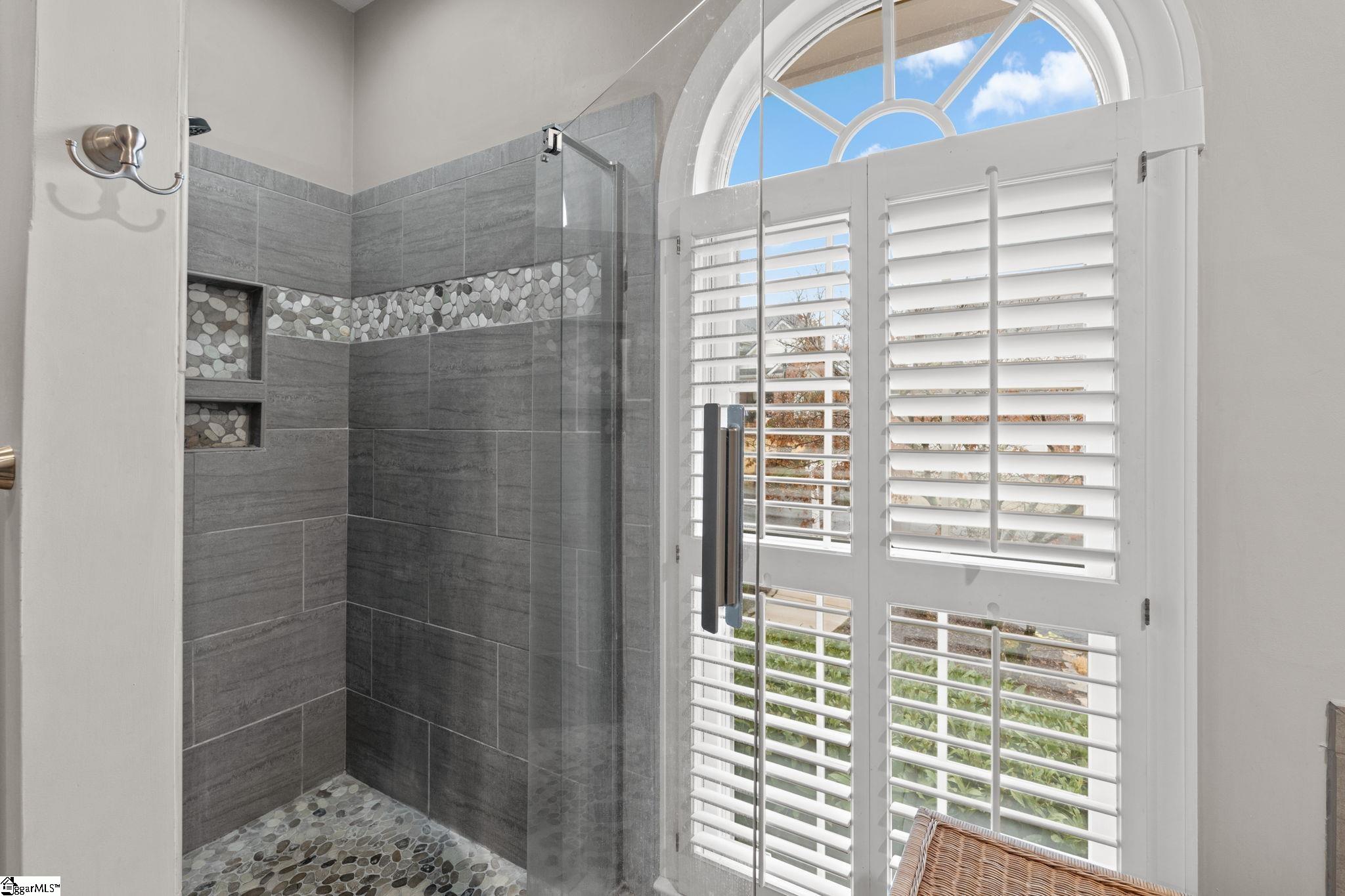 310 Greenview Circle, Greenville, SC, 29609