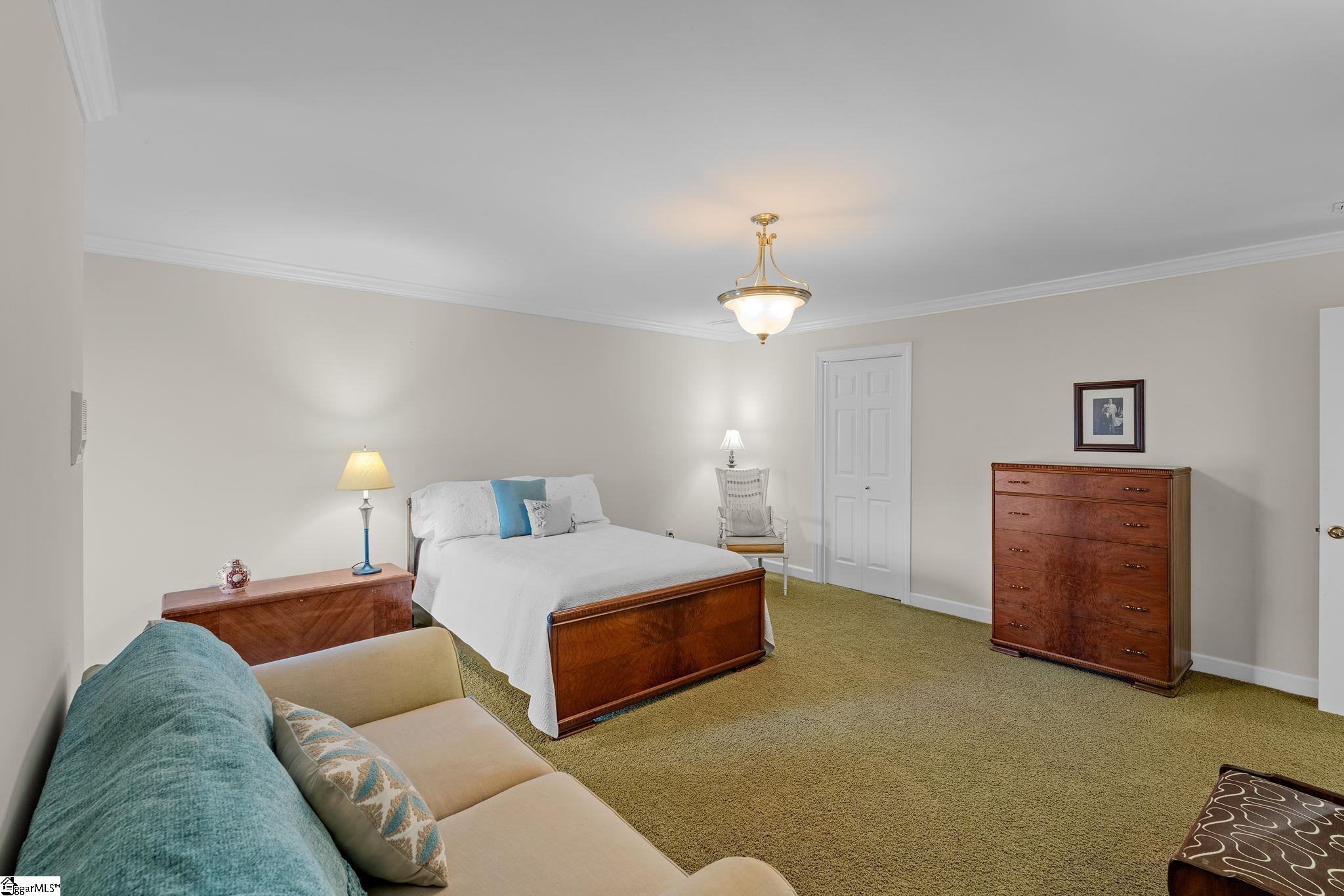 310 Greenview Circle, Greenville, SC, 29609