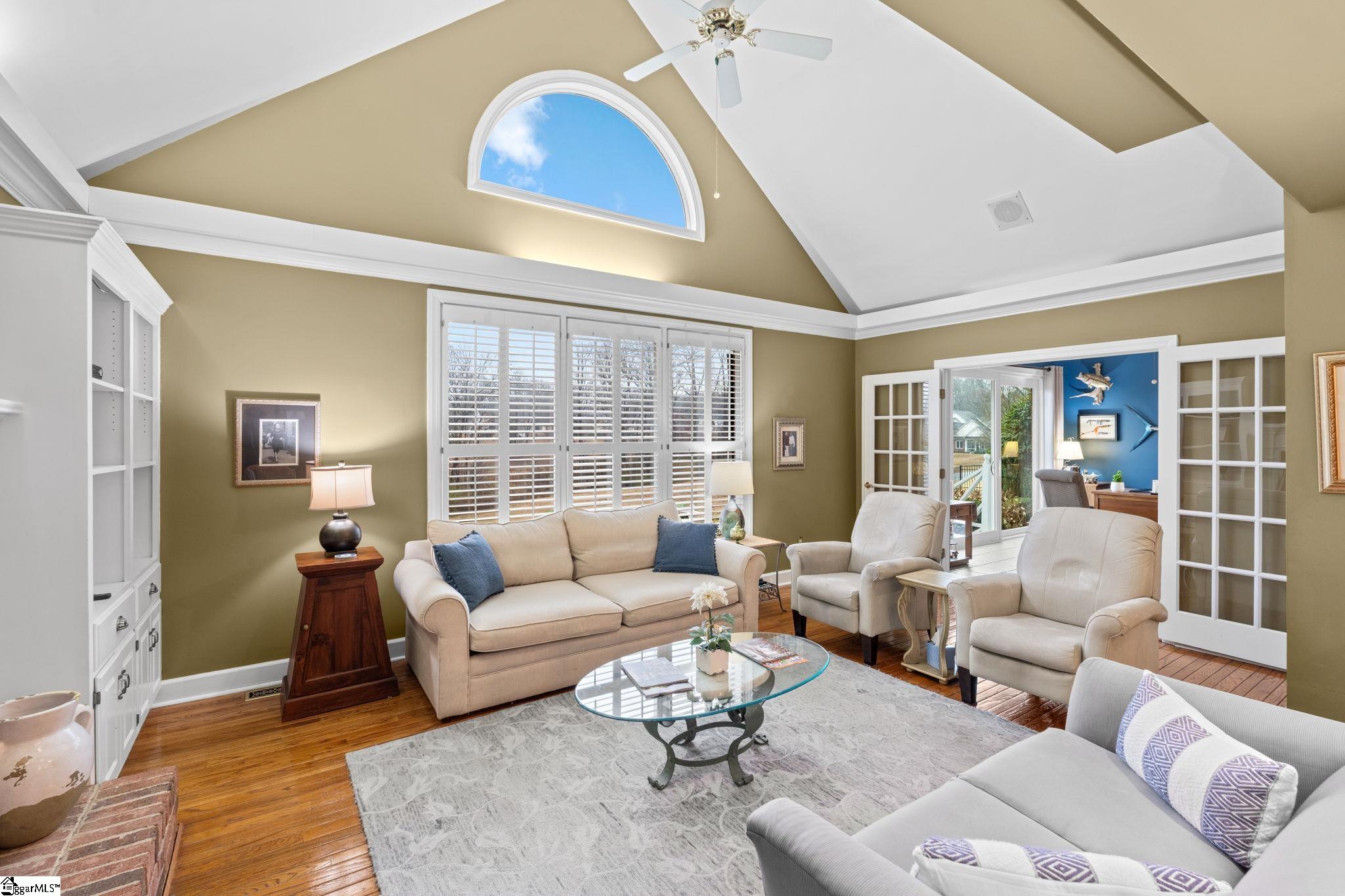 310 Greenview Circle, Greenville, SC, 29609